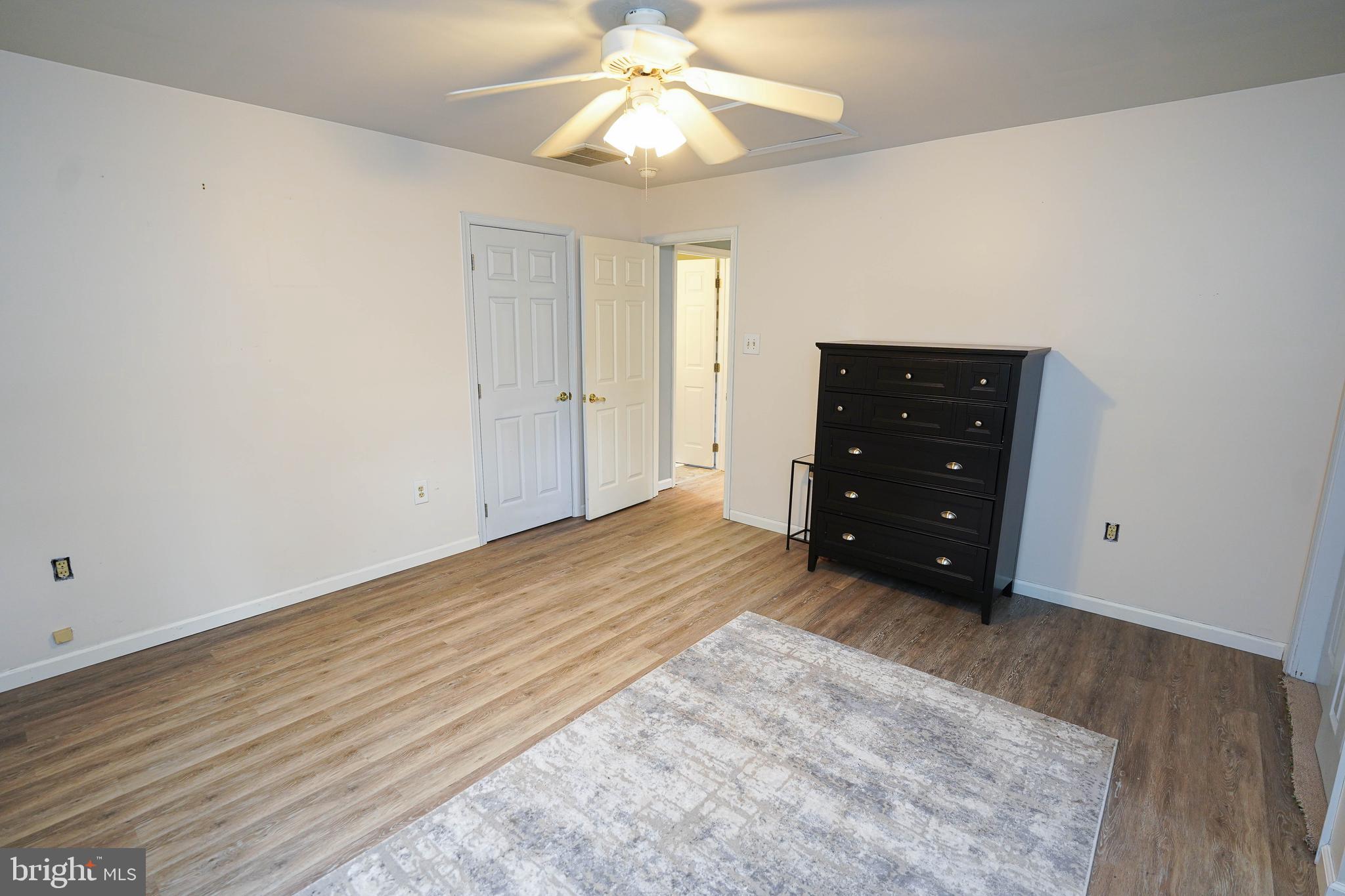 VILLAGE OF NASSAWANGO - Residential Lease