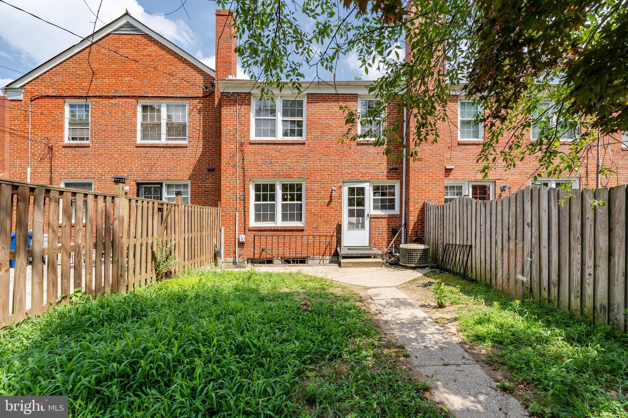 TOWSON - Residential