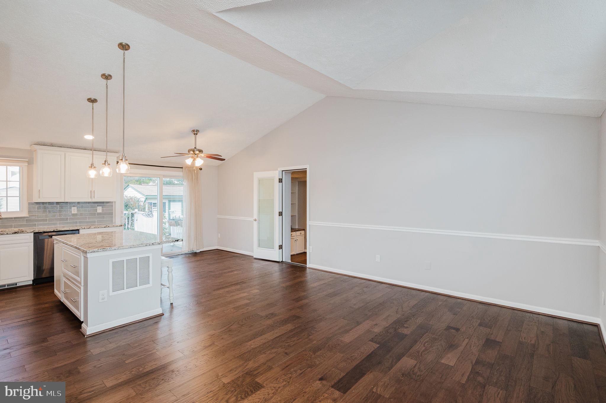 LAUREL VALLEY - Residential