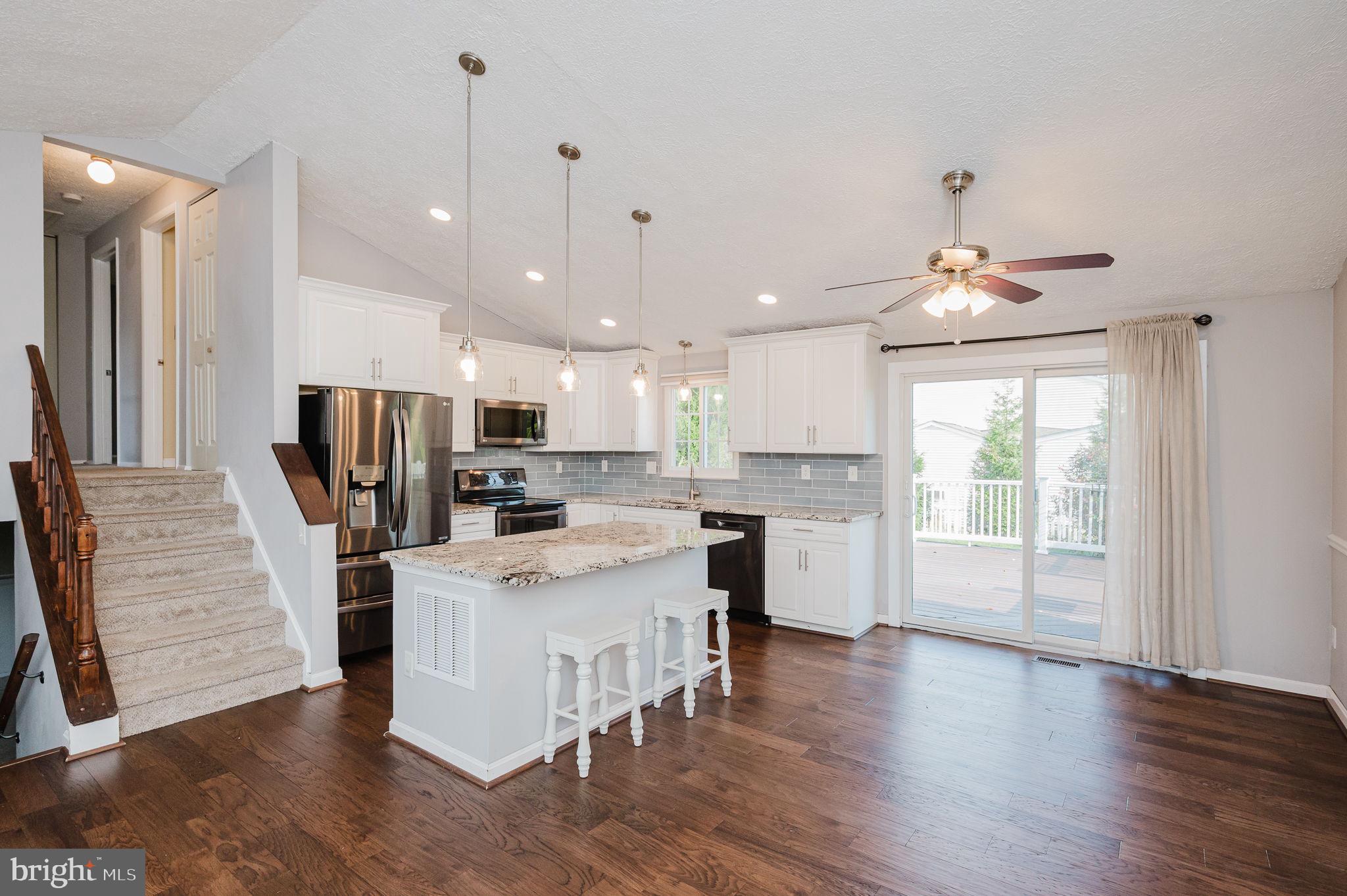 LAUREL VALLEY - Residential