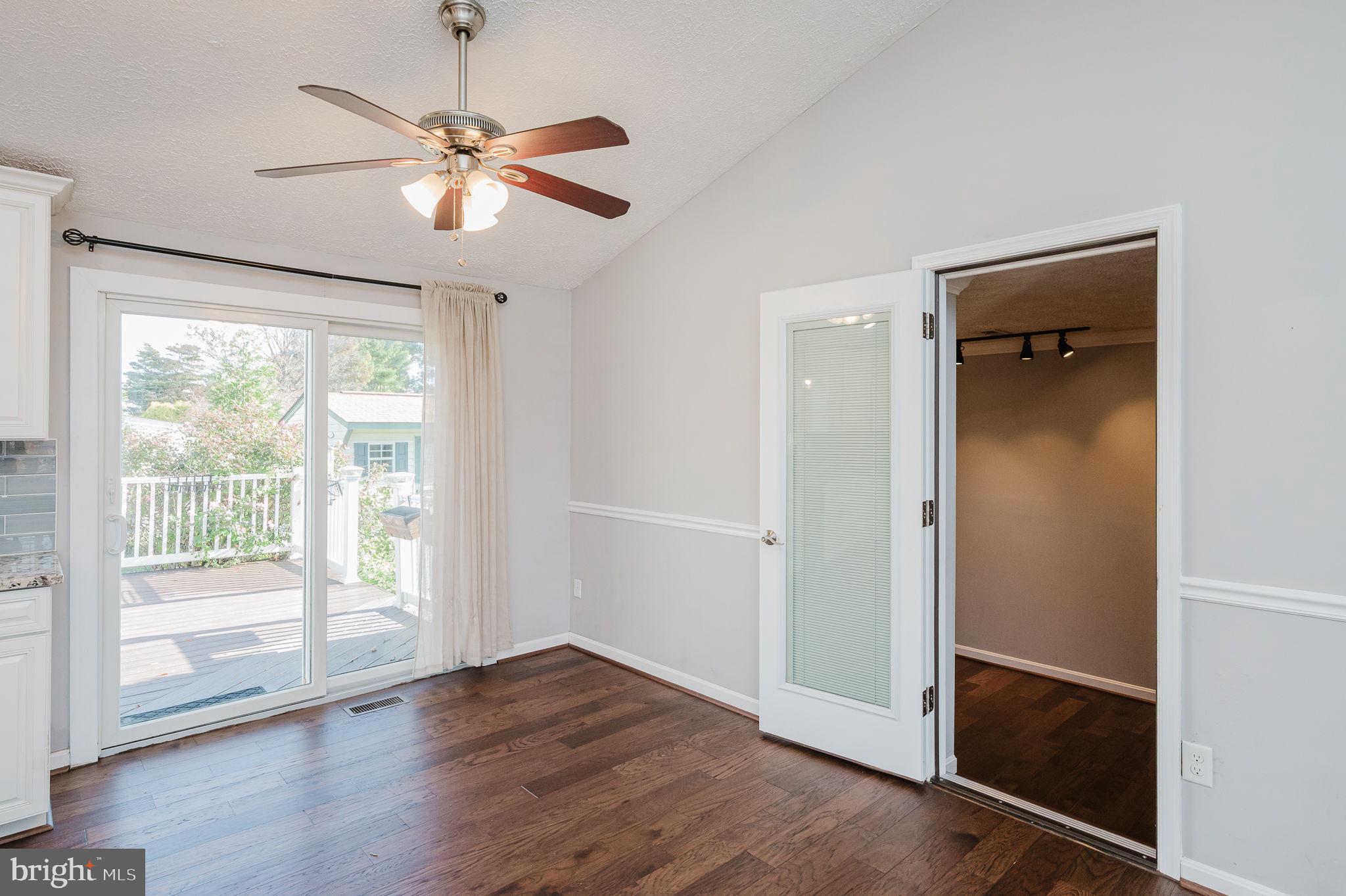 LAUREL VALLEY - Residential