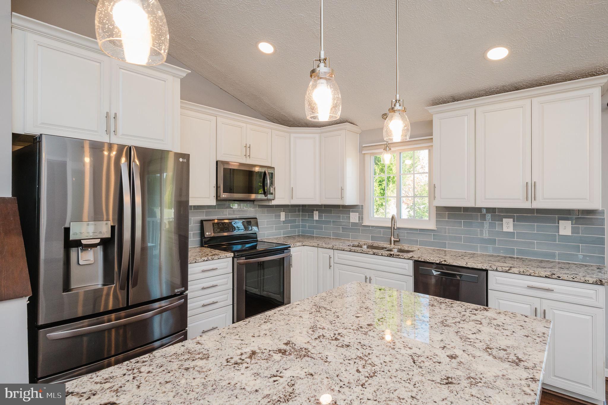 LAUREL VALLEY - Residential