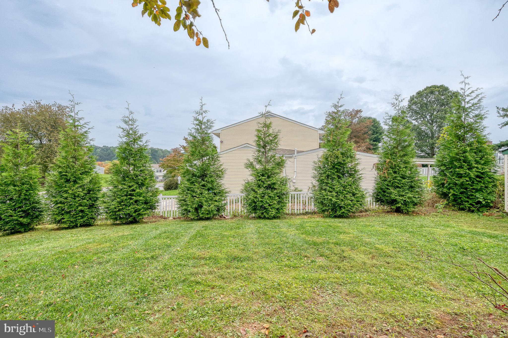 LAUREL VALLEY - Residential