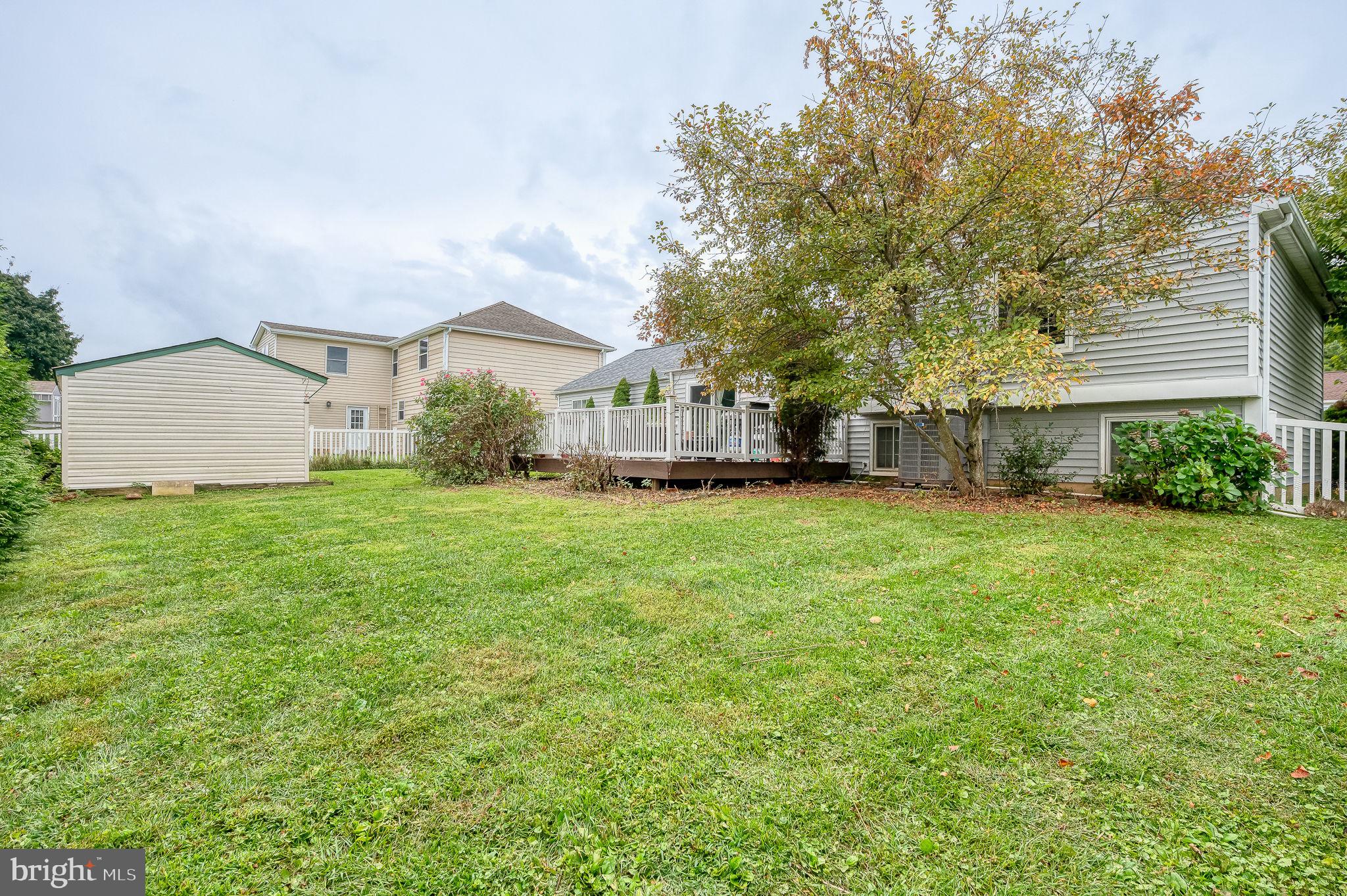 LAUREL VALLEY - Residential