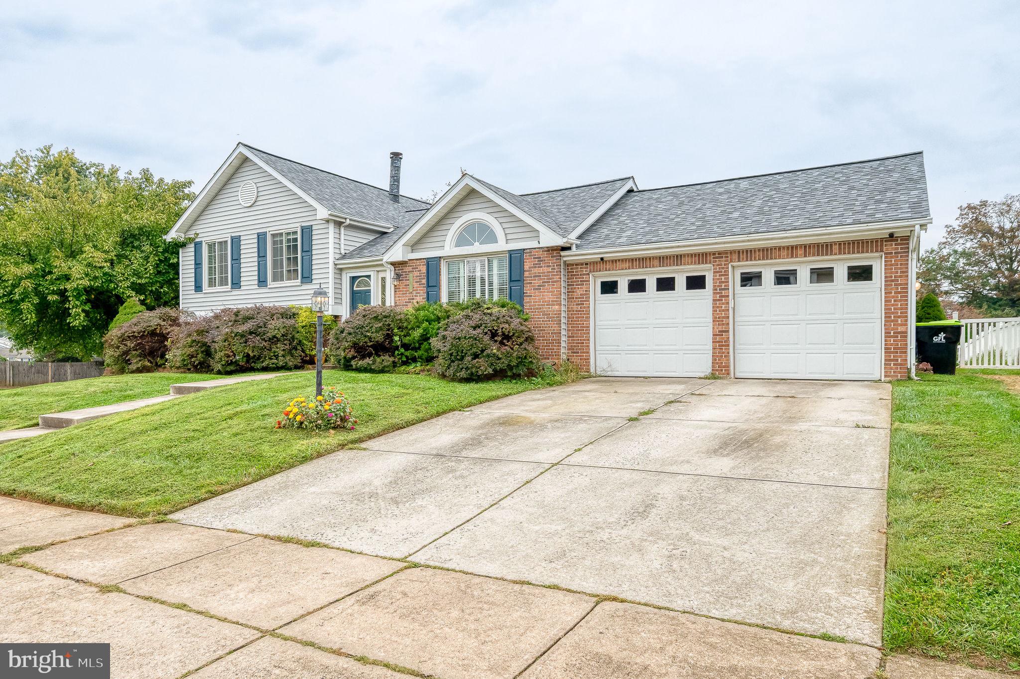 LAUREL VALLEY - Residential