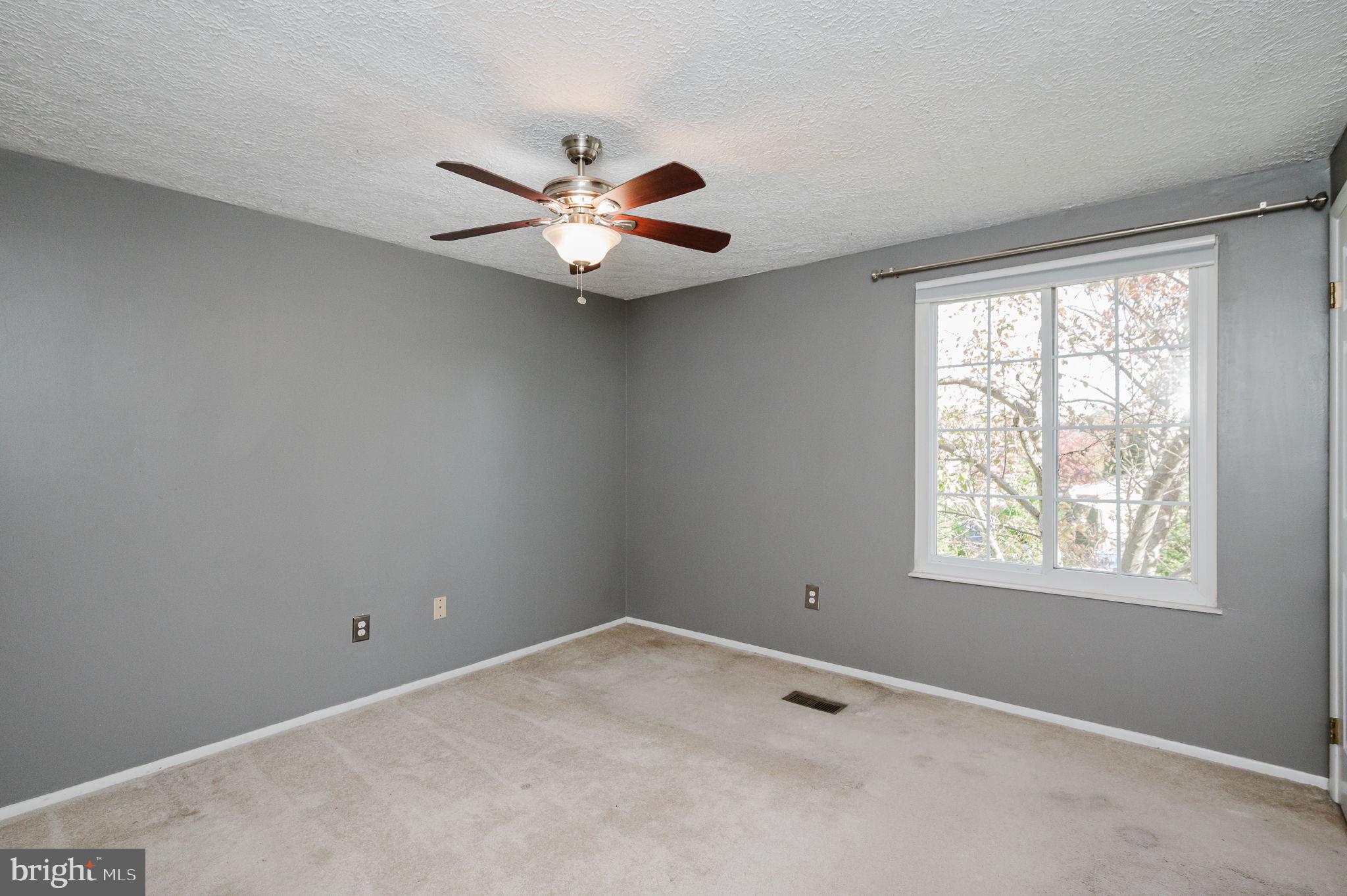 LAUREL VALLEY - Residential