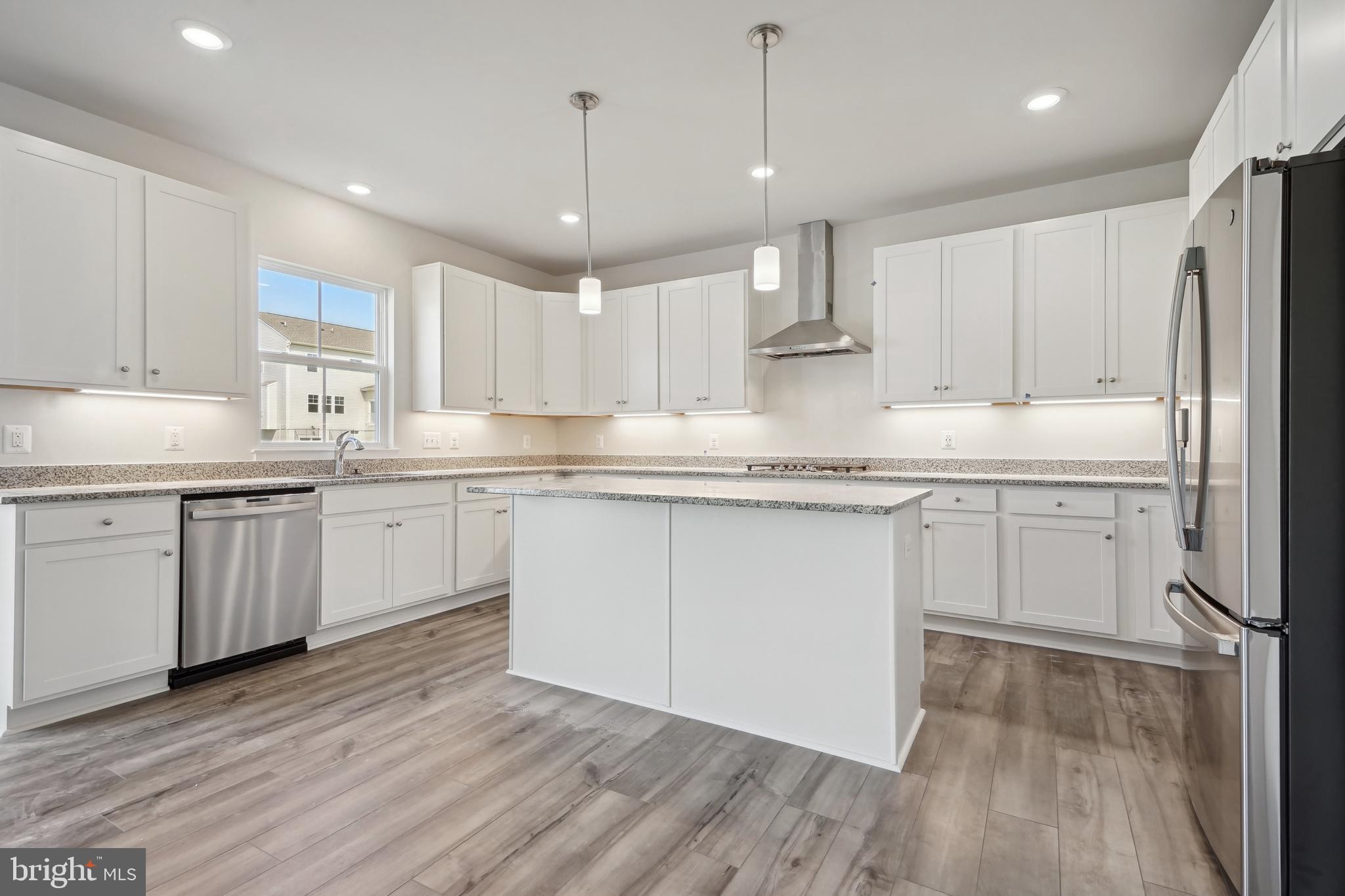 CLEVENGER CORNER VILLAGE - Residential