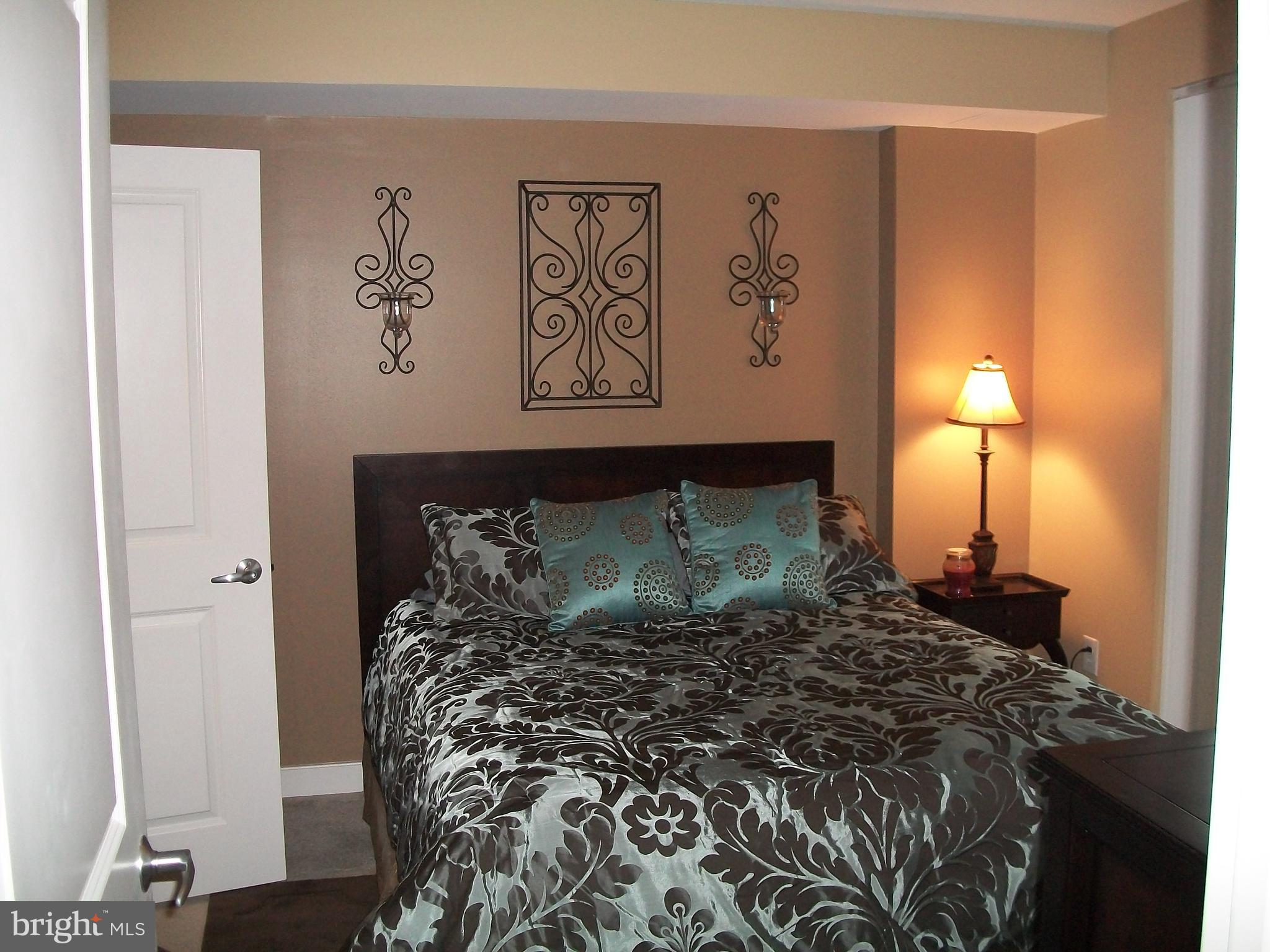 NATIONAL HARBOR - Residential Lease