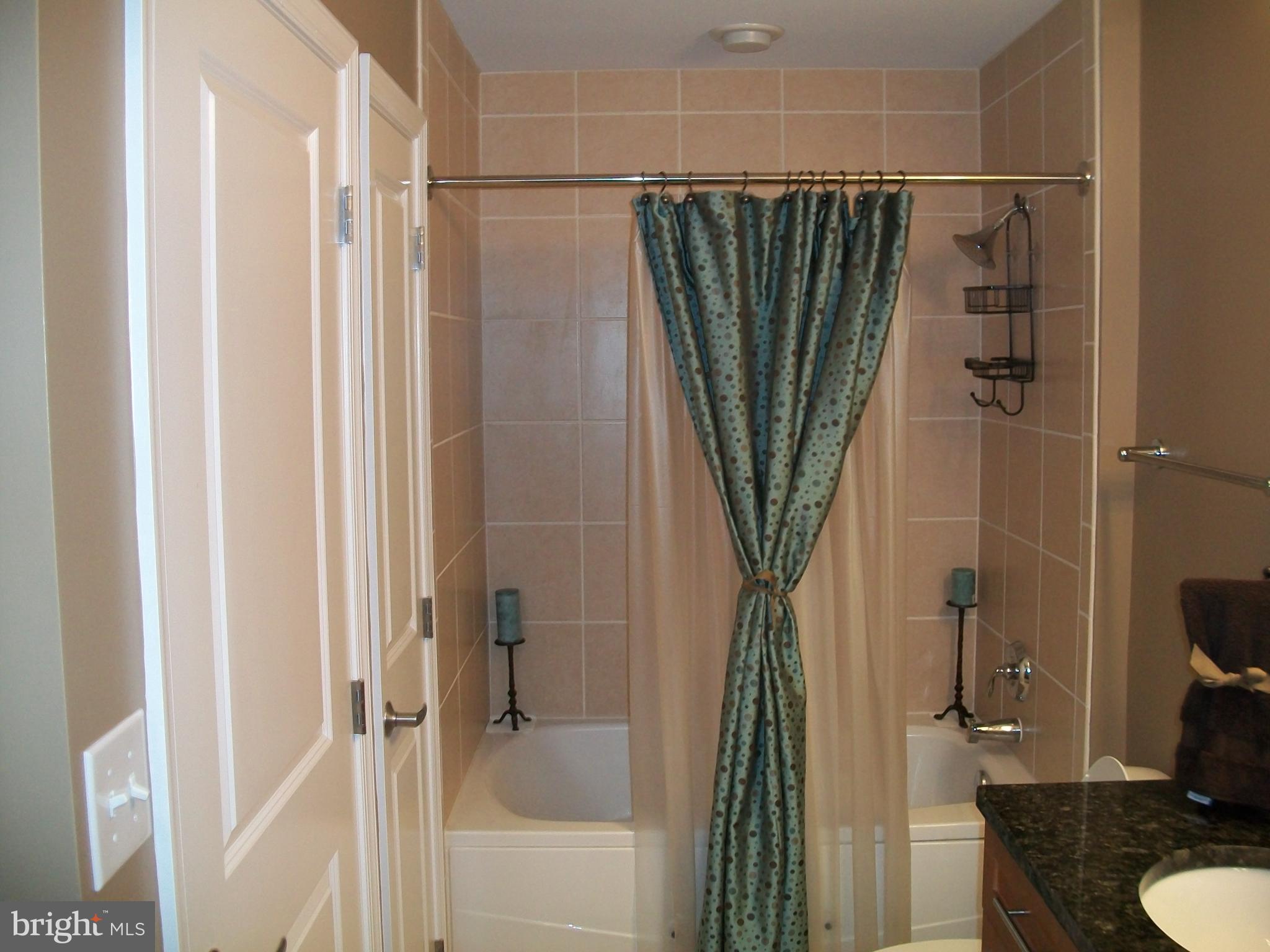 NATIONAL HARBOR - Residential Lease