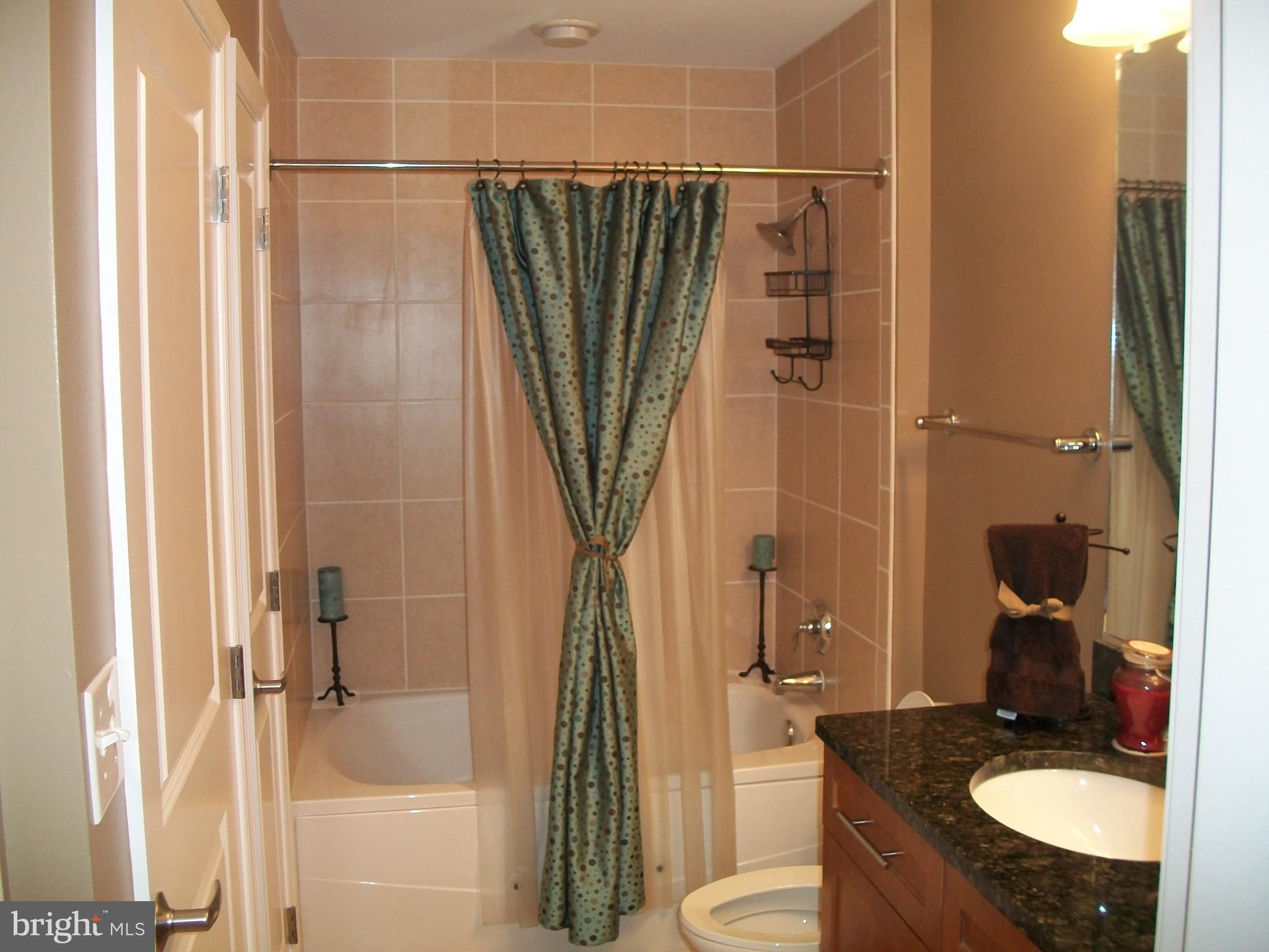 NATIONAL HARBOR - Residential Lease