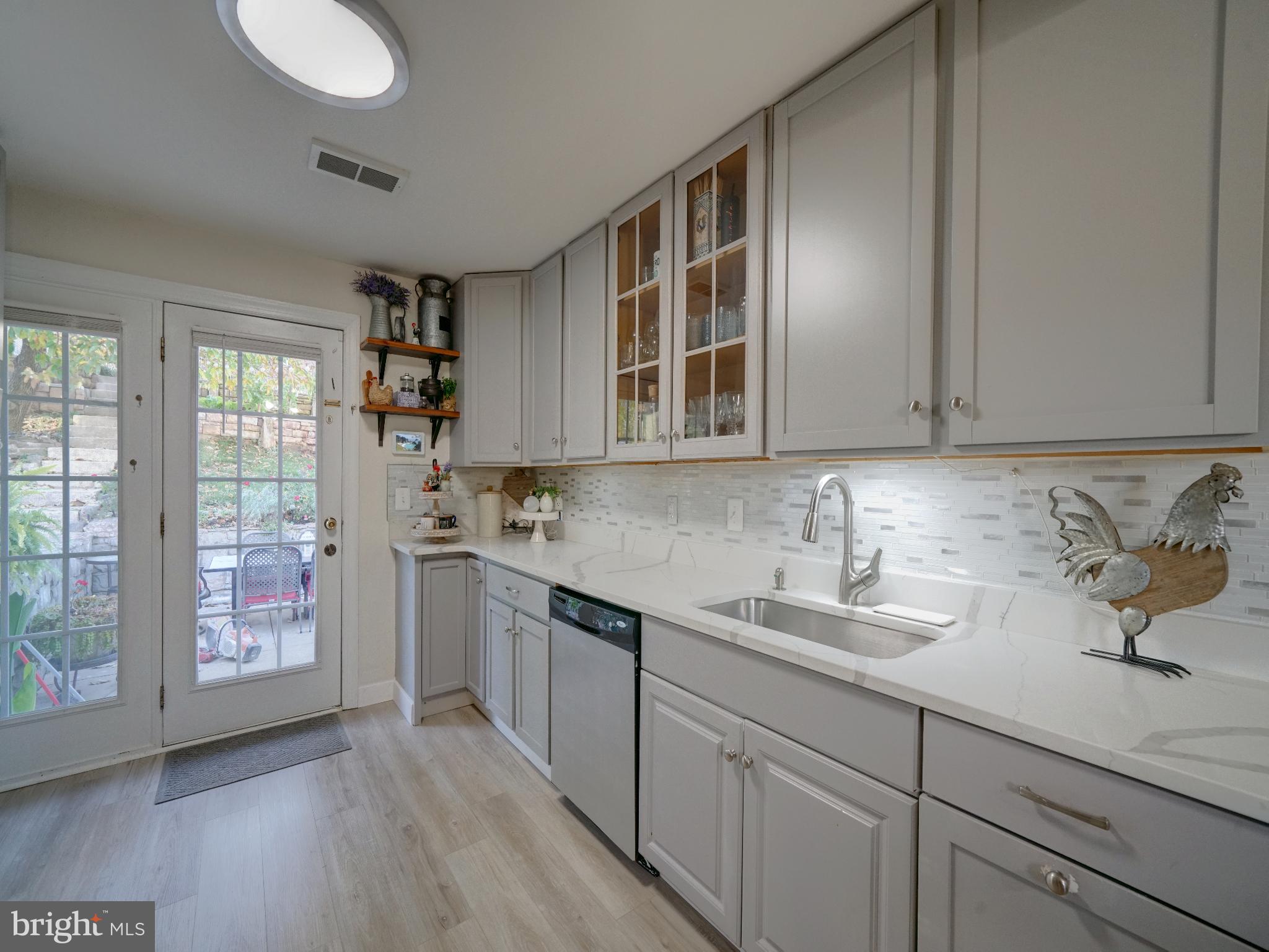 HILLBROOK - Residential