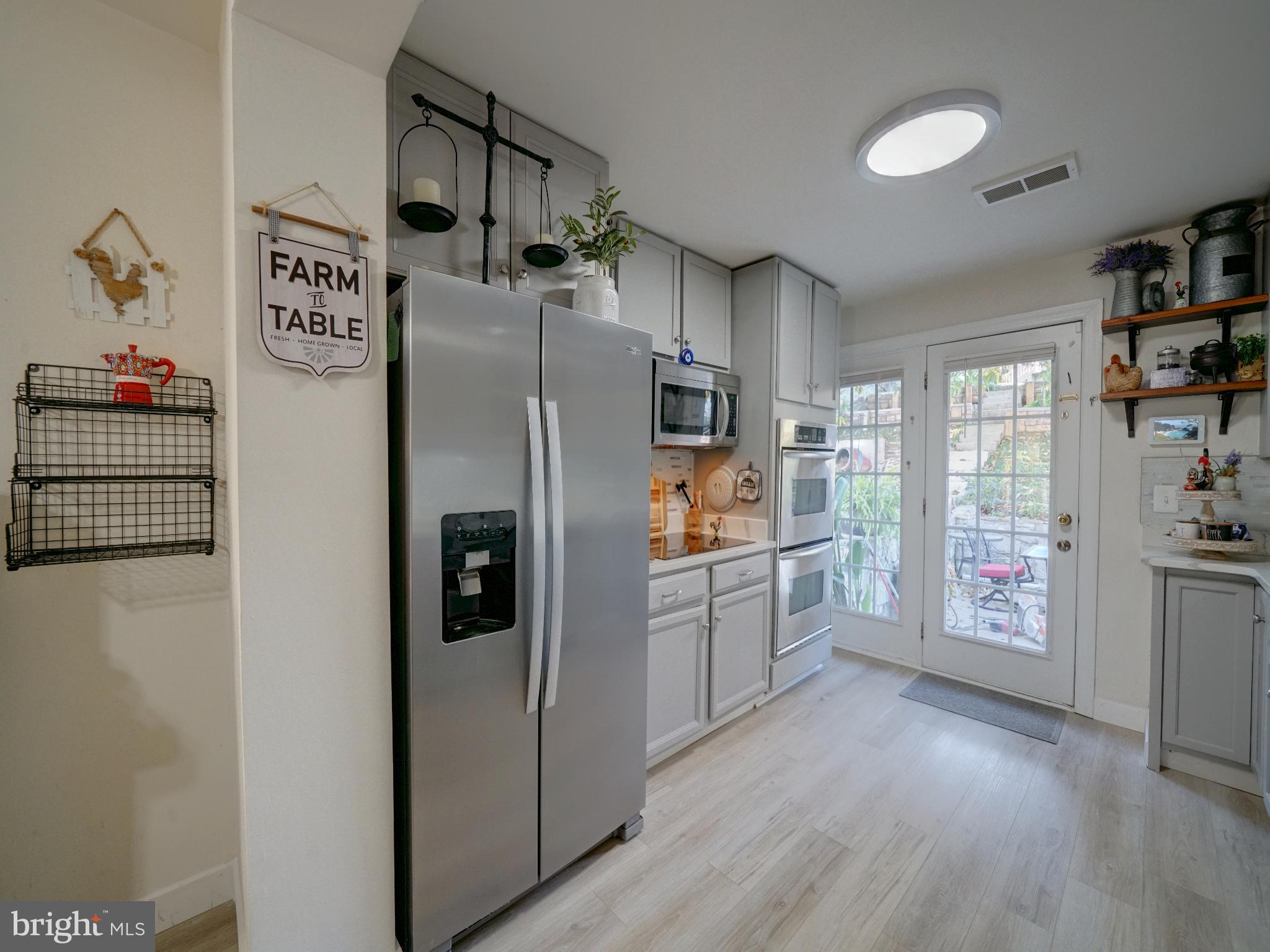 HILLBROOK - Residential