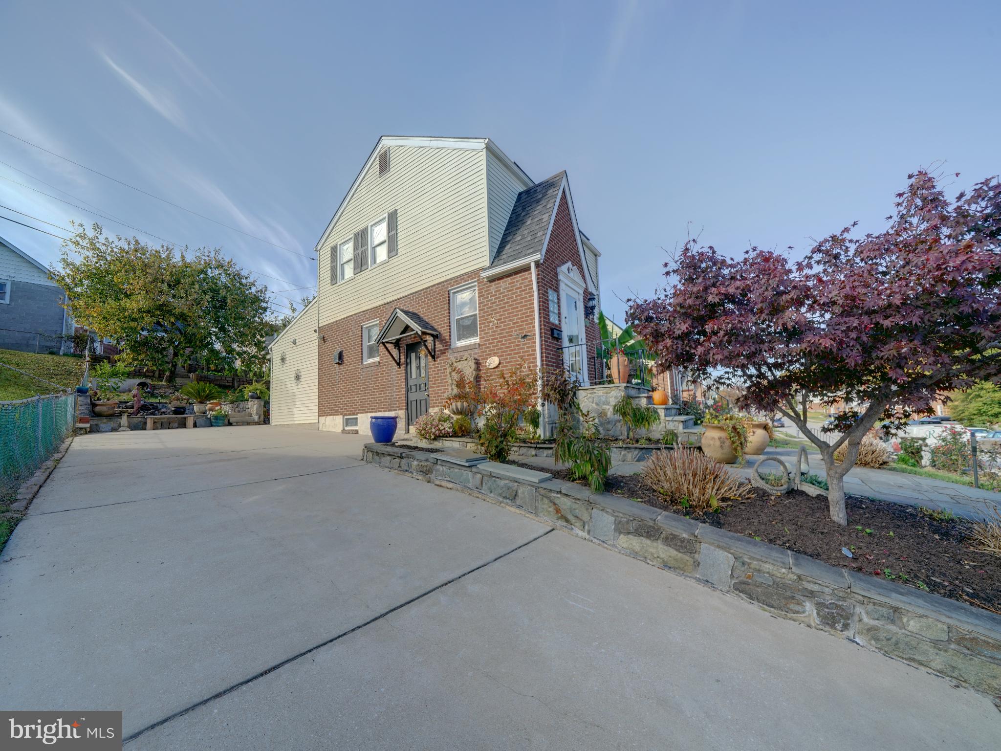 HILLBROOK - Residential