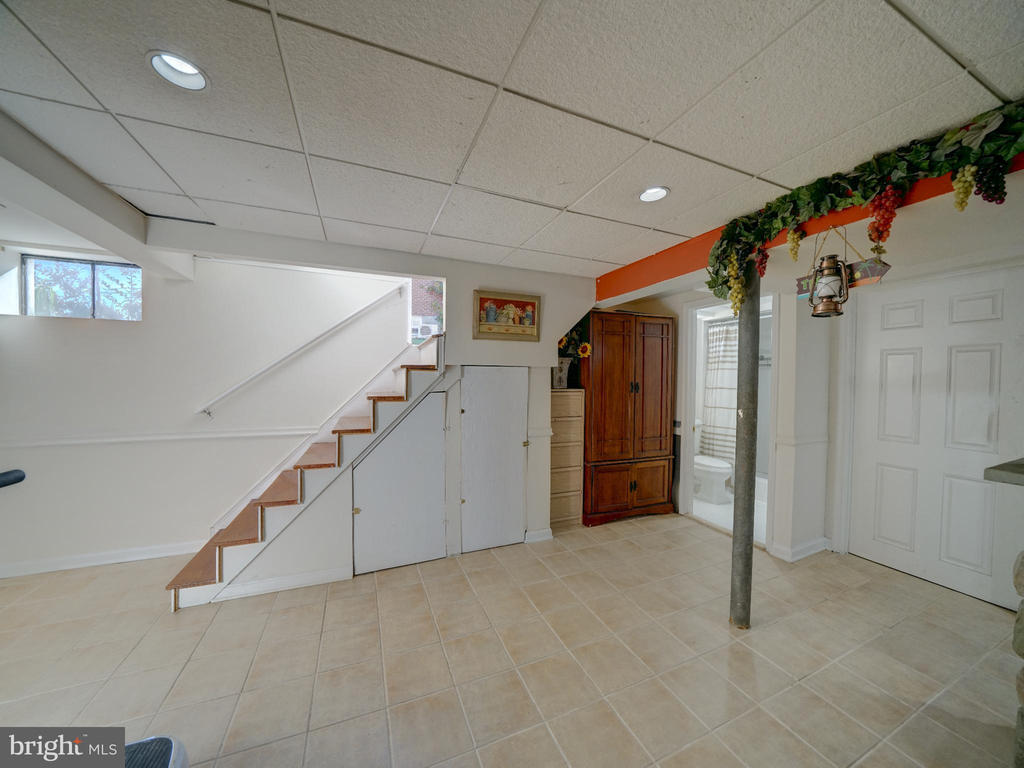 HILLBROOK - Residential