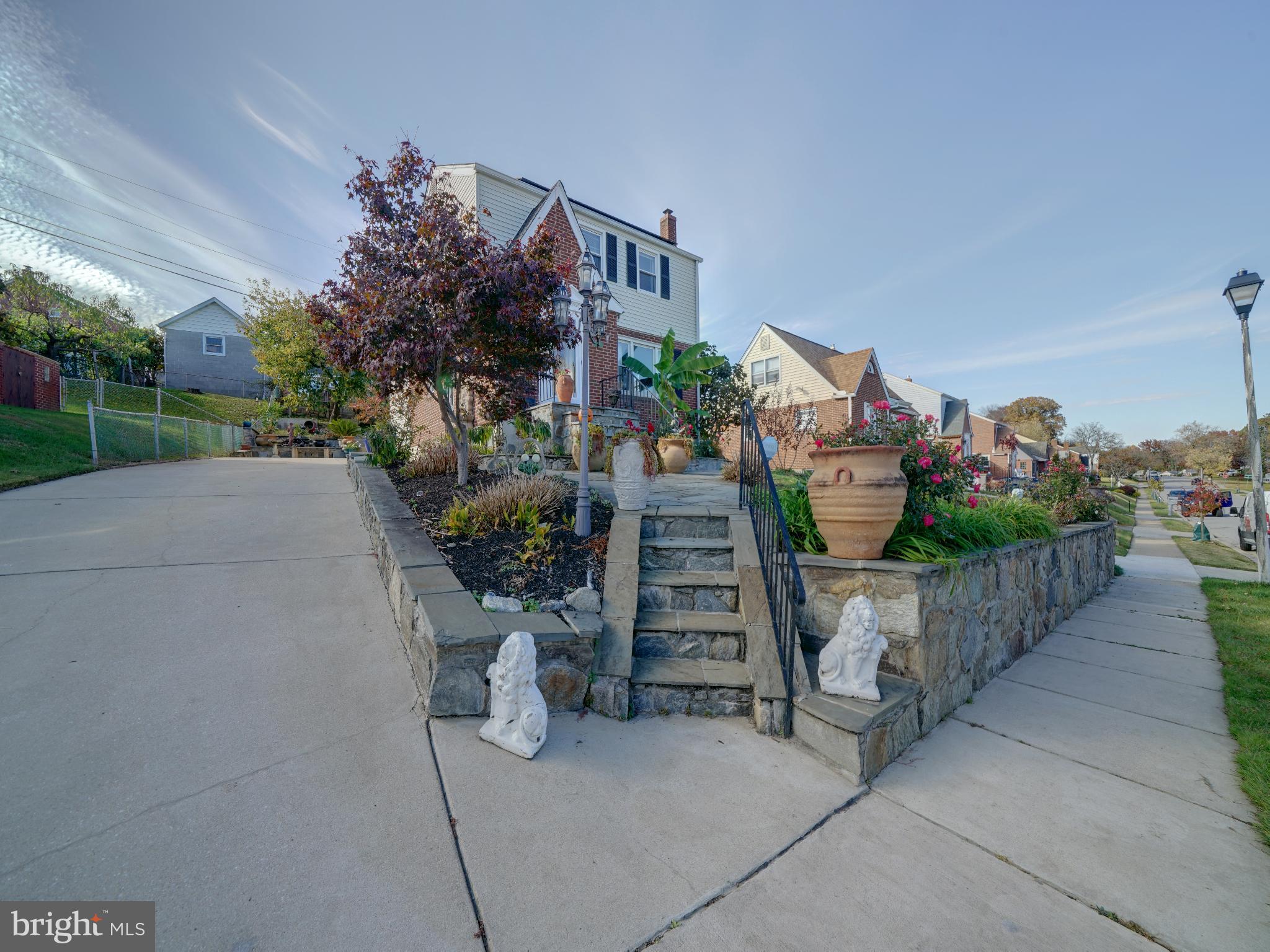 HILLBROOK - Residential