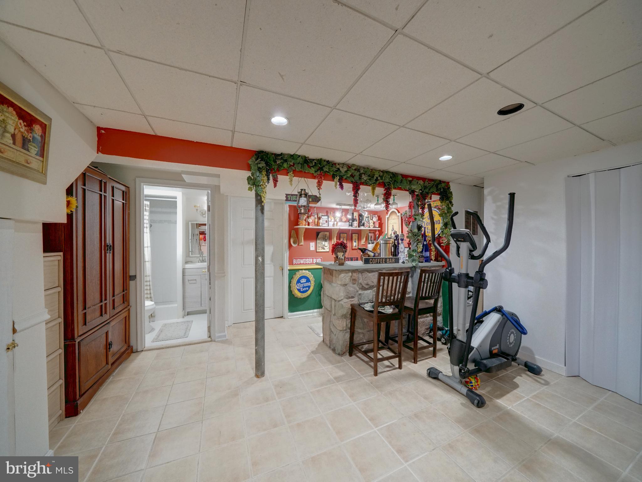 HILLBROOK - Residential