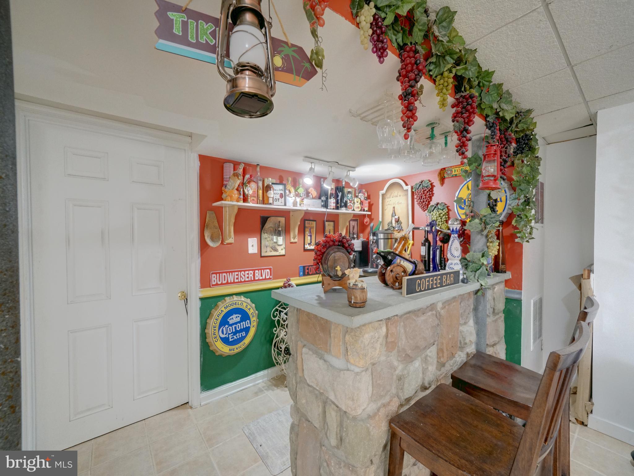 HILLBROOK - Residential