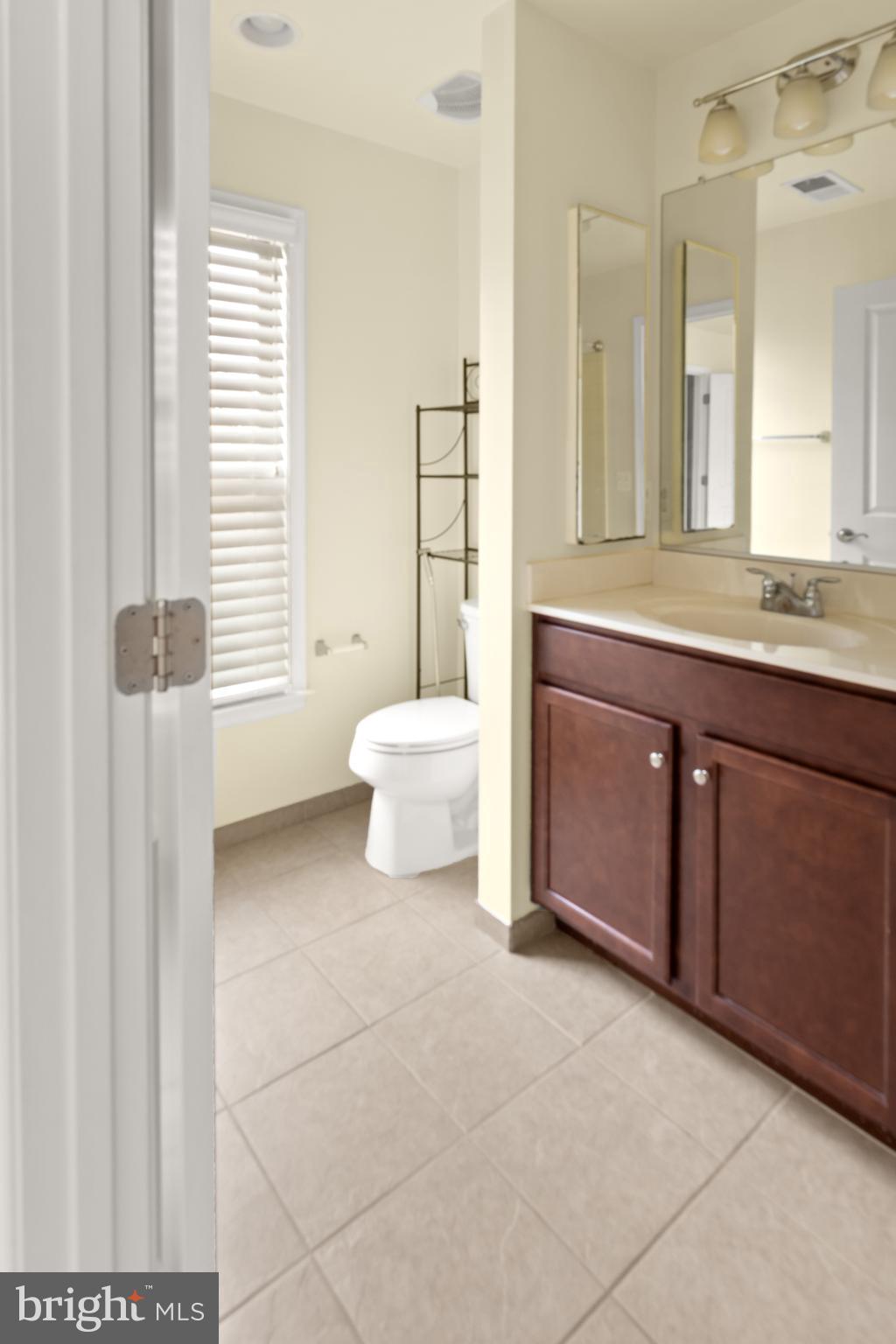 EAST CHASE - Residential