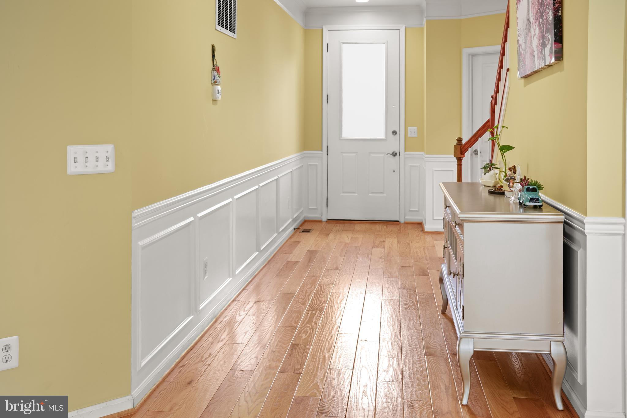 EAST CHASE - Residential