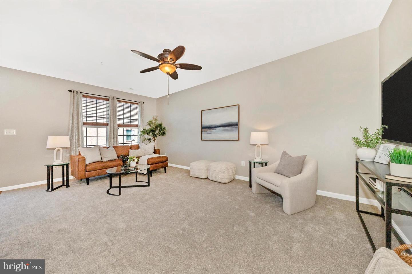 VILLAGES OF URBANA - Residential Lease