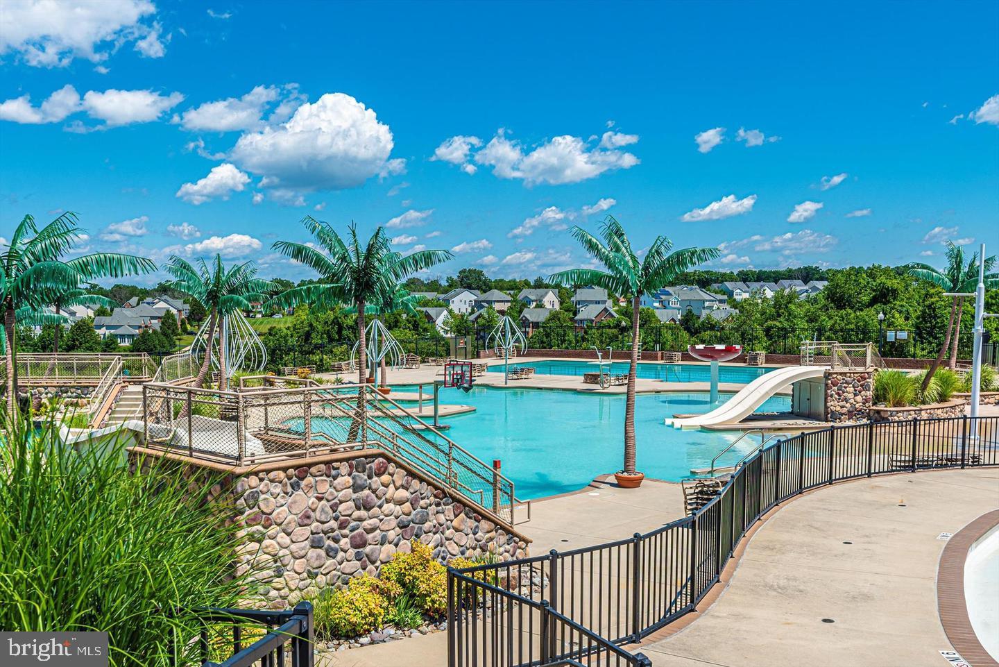 VILLAGES OF URBANA - Residential Lease