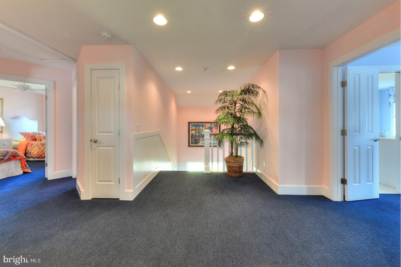 NORTH SHORES - Residential