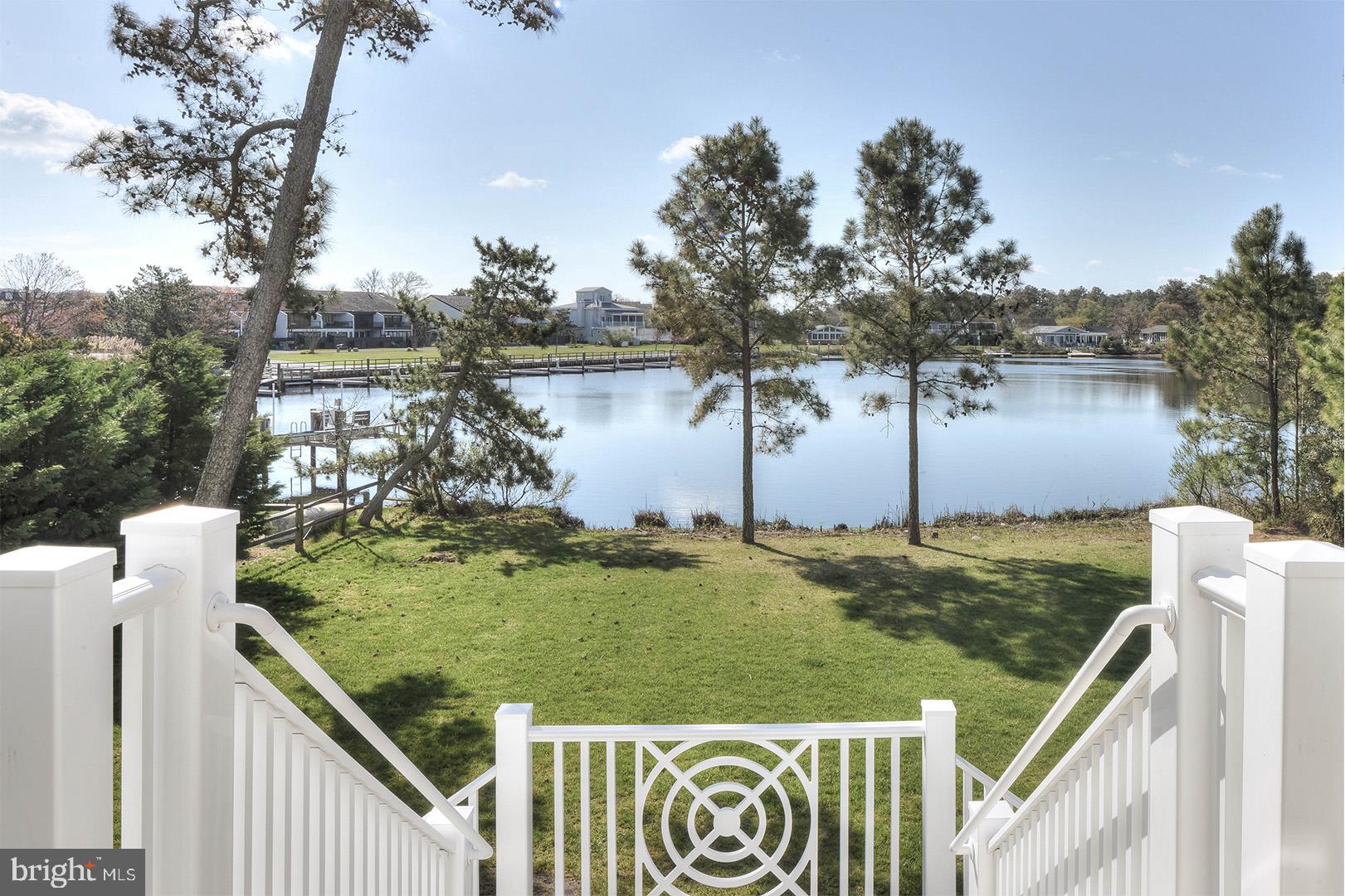 NORTH SHORES - Residential