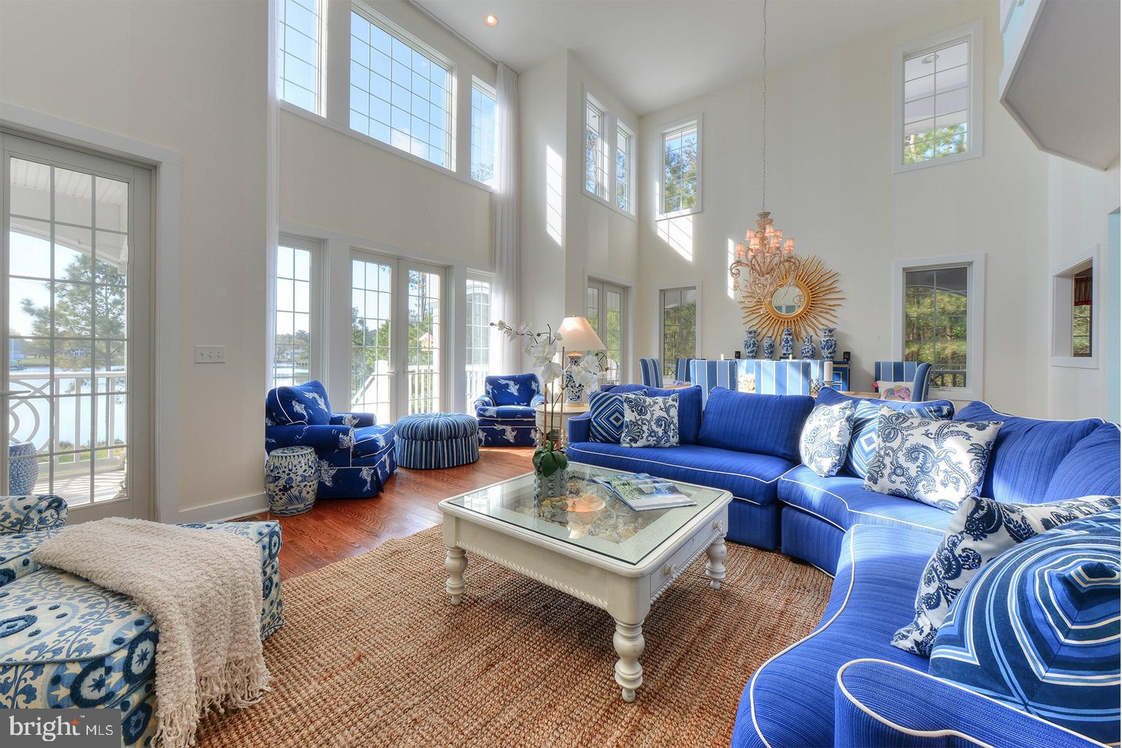 NORTH SHORES - Residential