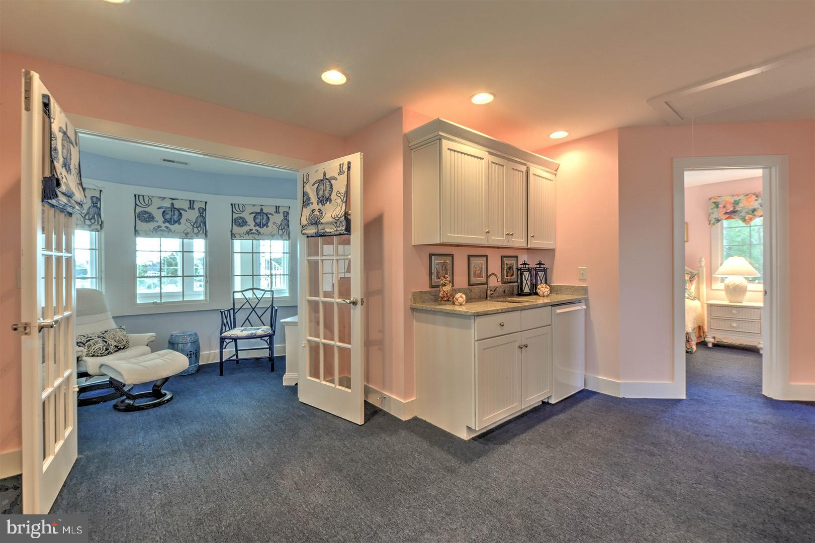 NORTH SHORES - Residential