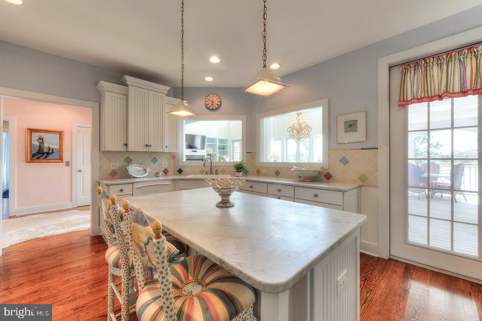 NORTH SHORES - Residential