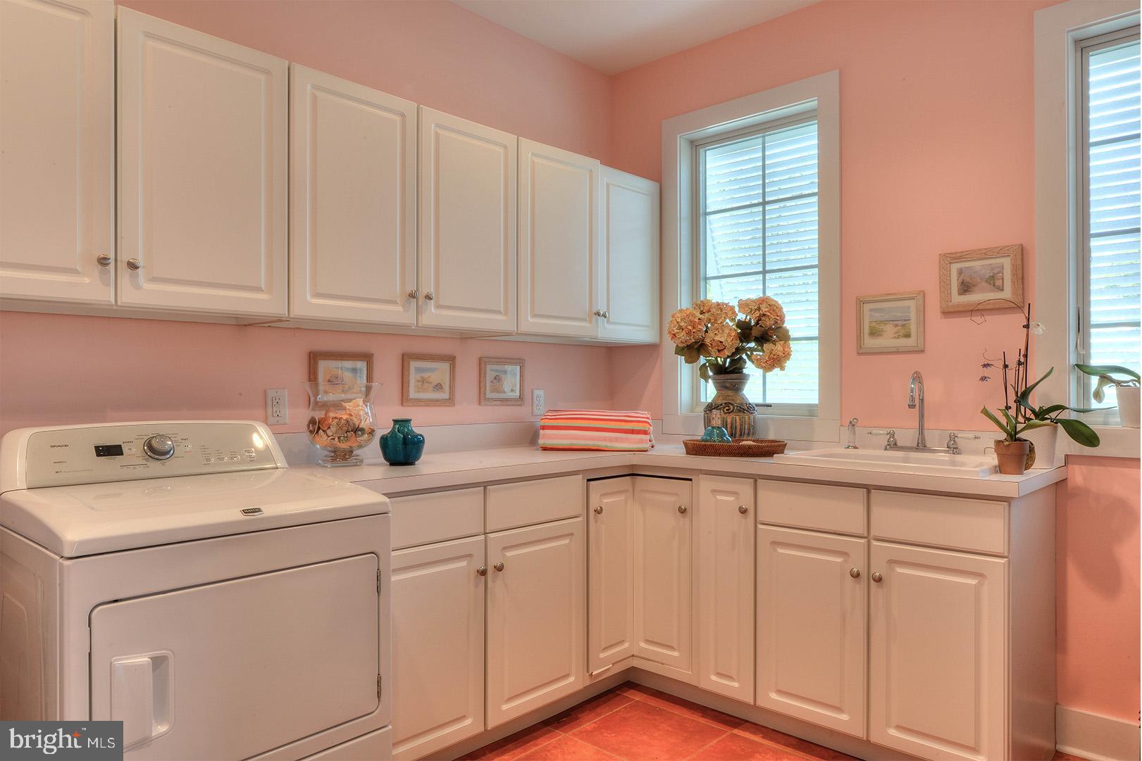 NORTH SHORES - Residential