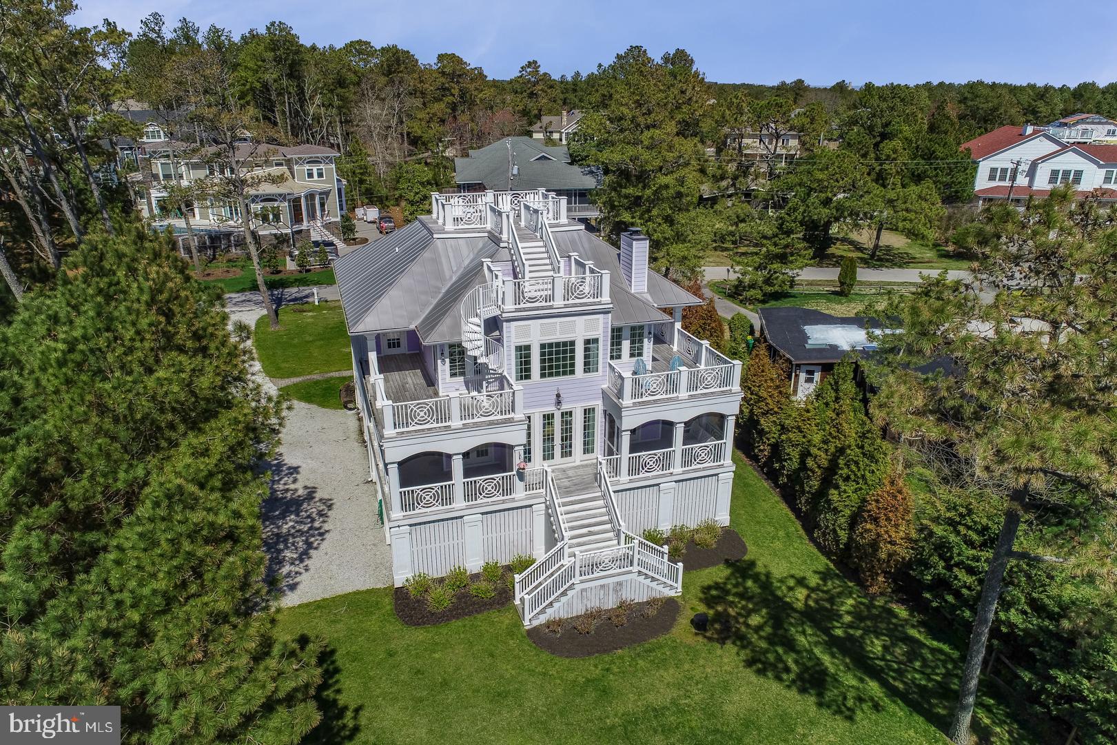 NORTH SHORES - Residential