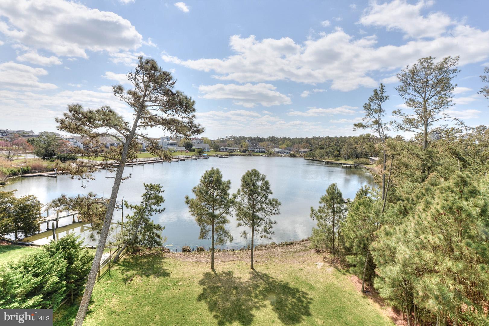 NORTH SHORES - Residential