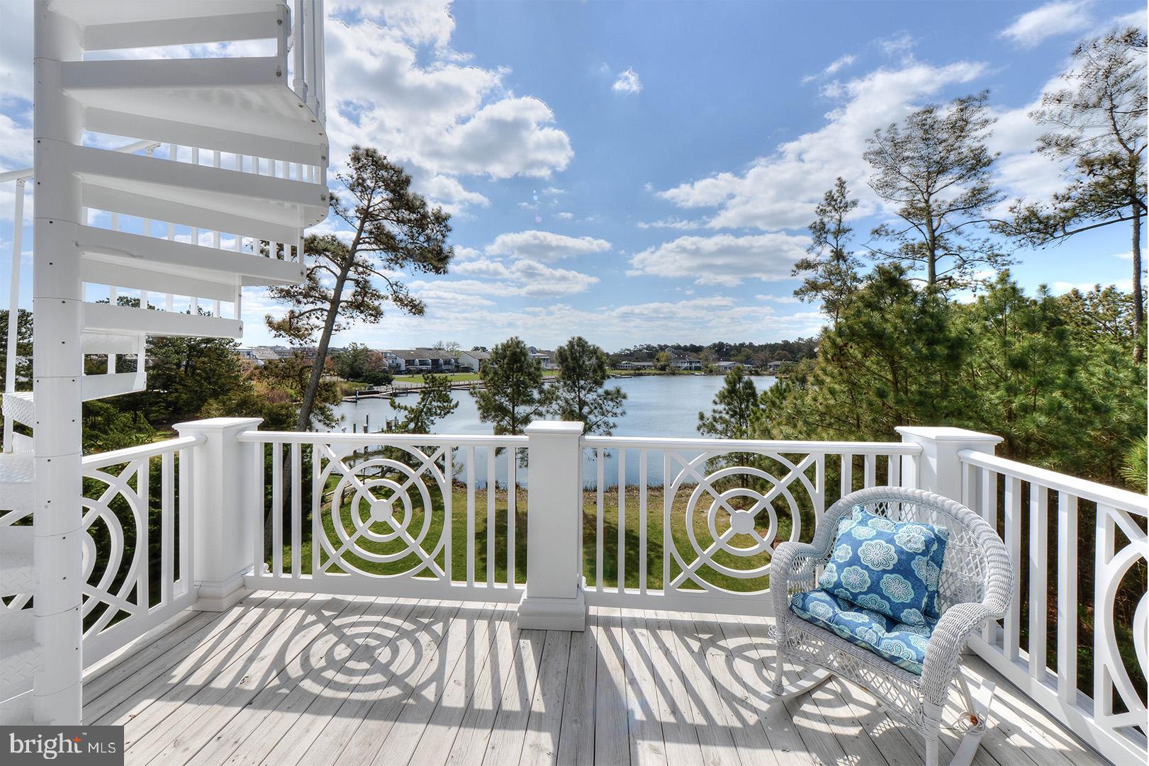 NORTH SHORES - Residential