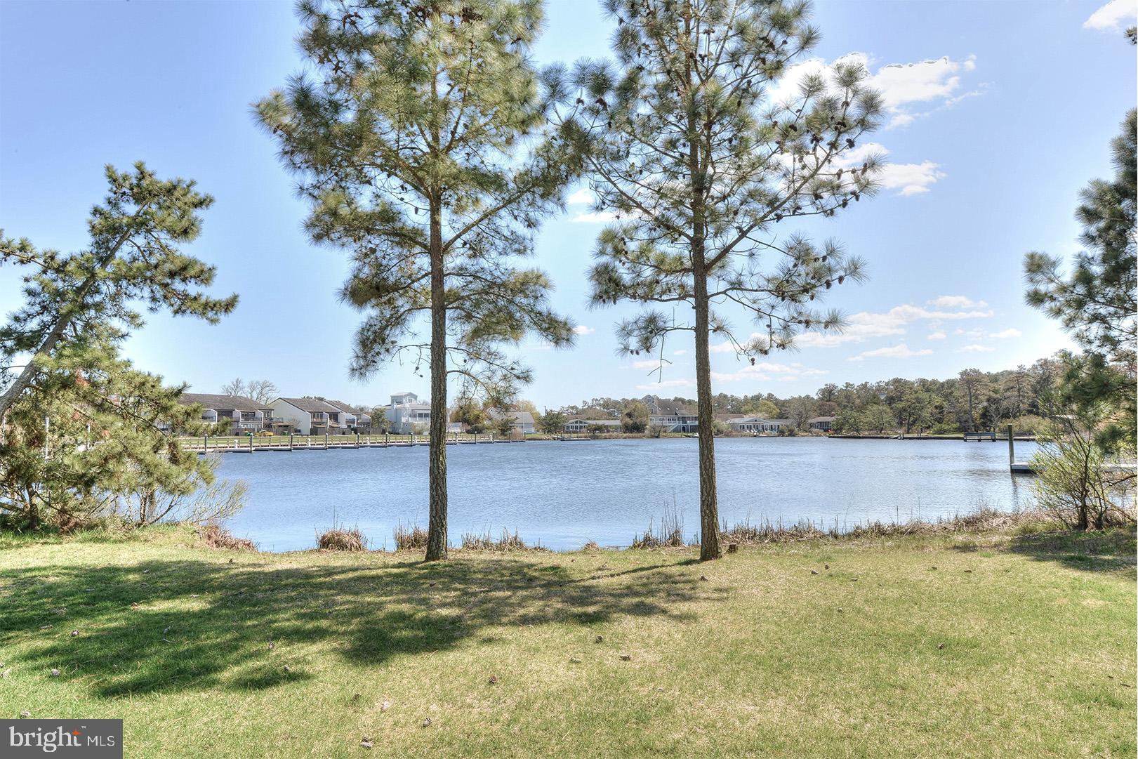 NORTH SHORES - Residential