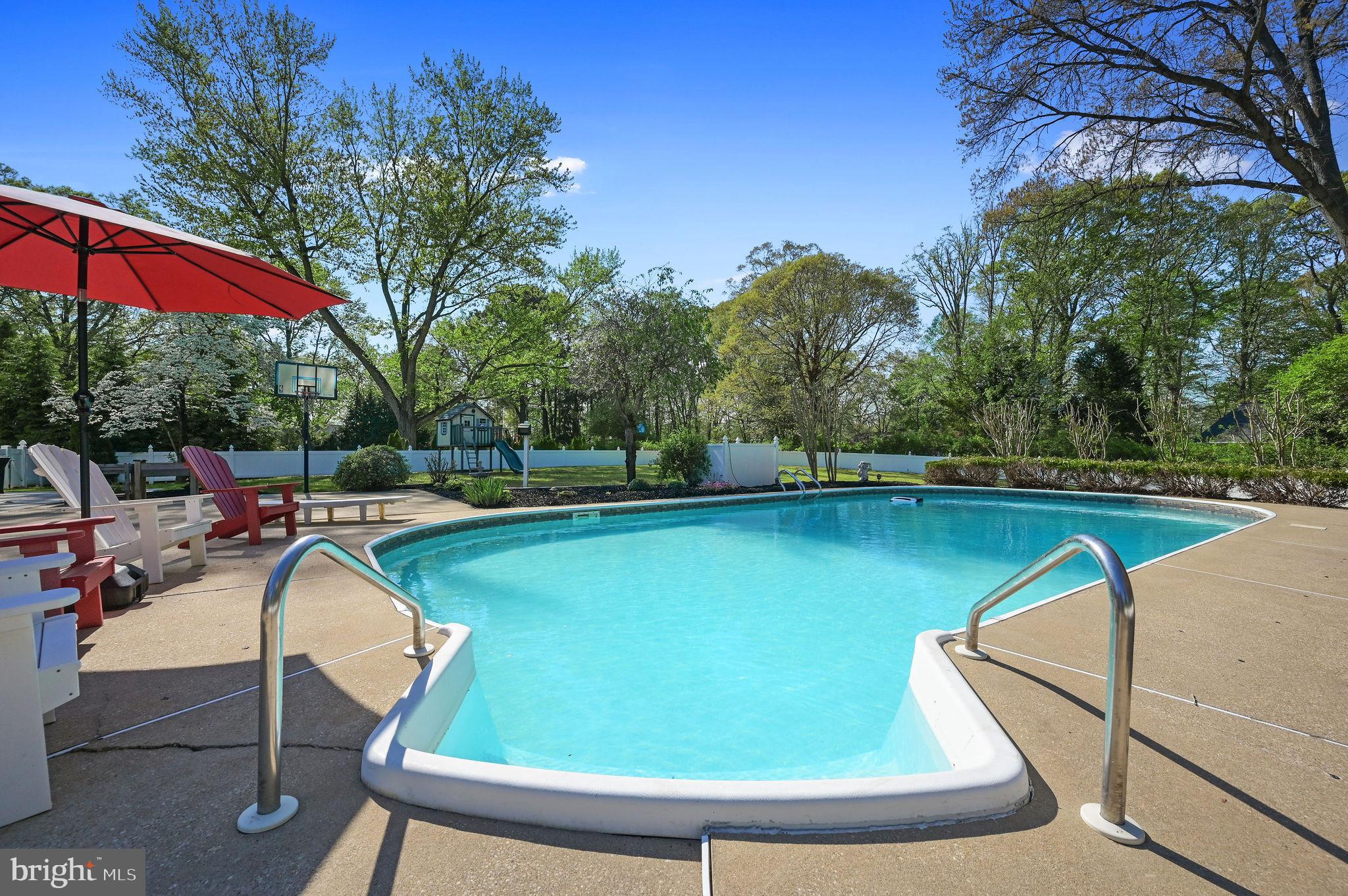 183 N FAIRFIELD DRIVE