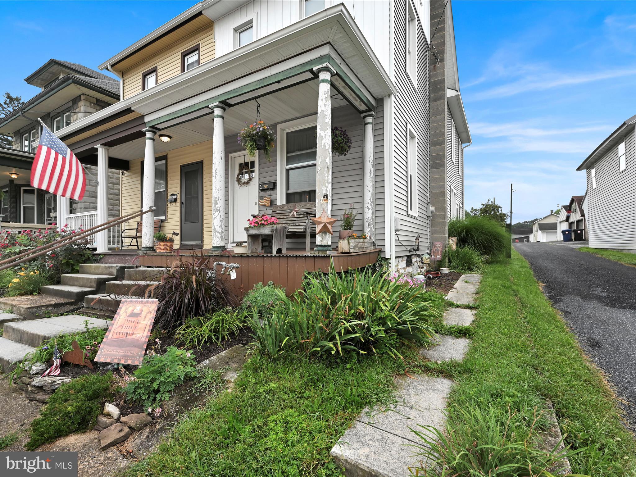 4 E MUTH AVENUE