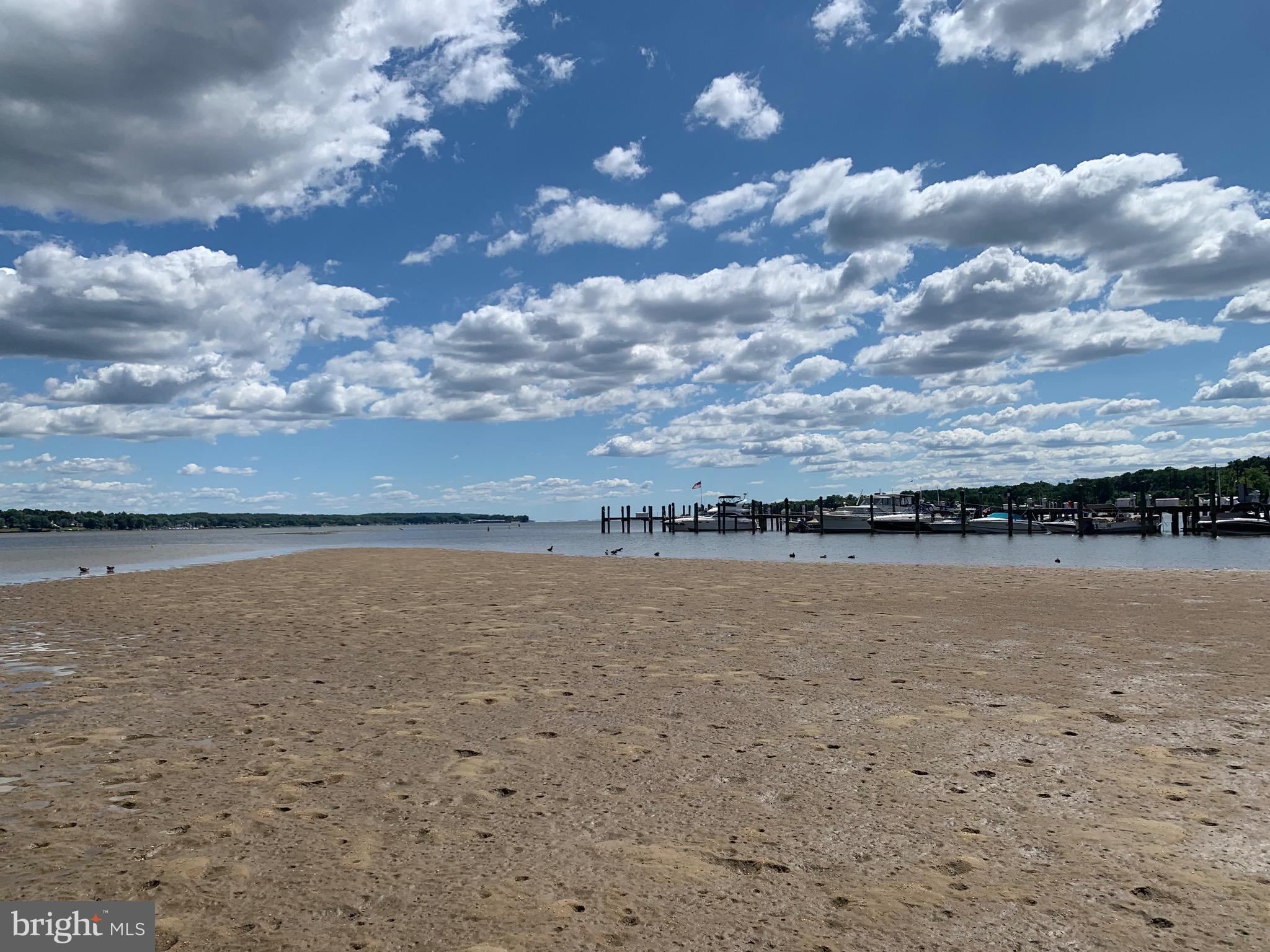 NORTH EAST ISLES - Residential