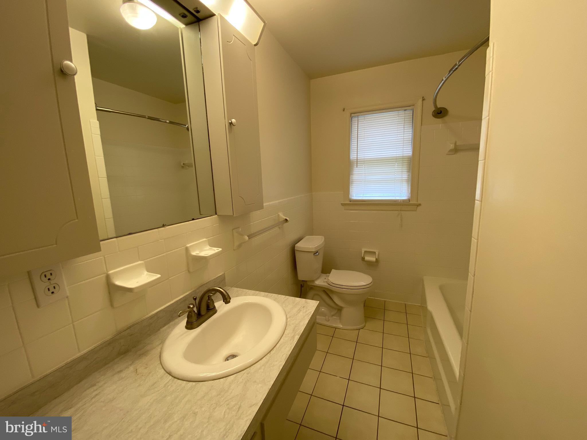 DOWNTOWN FREDERICKSBURG - Residential Lease