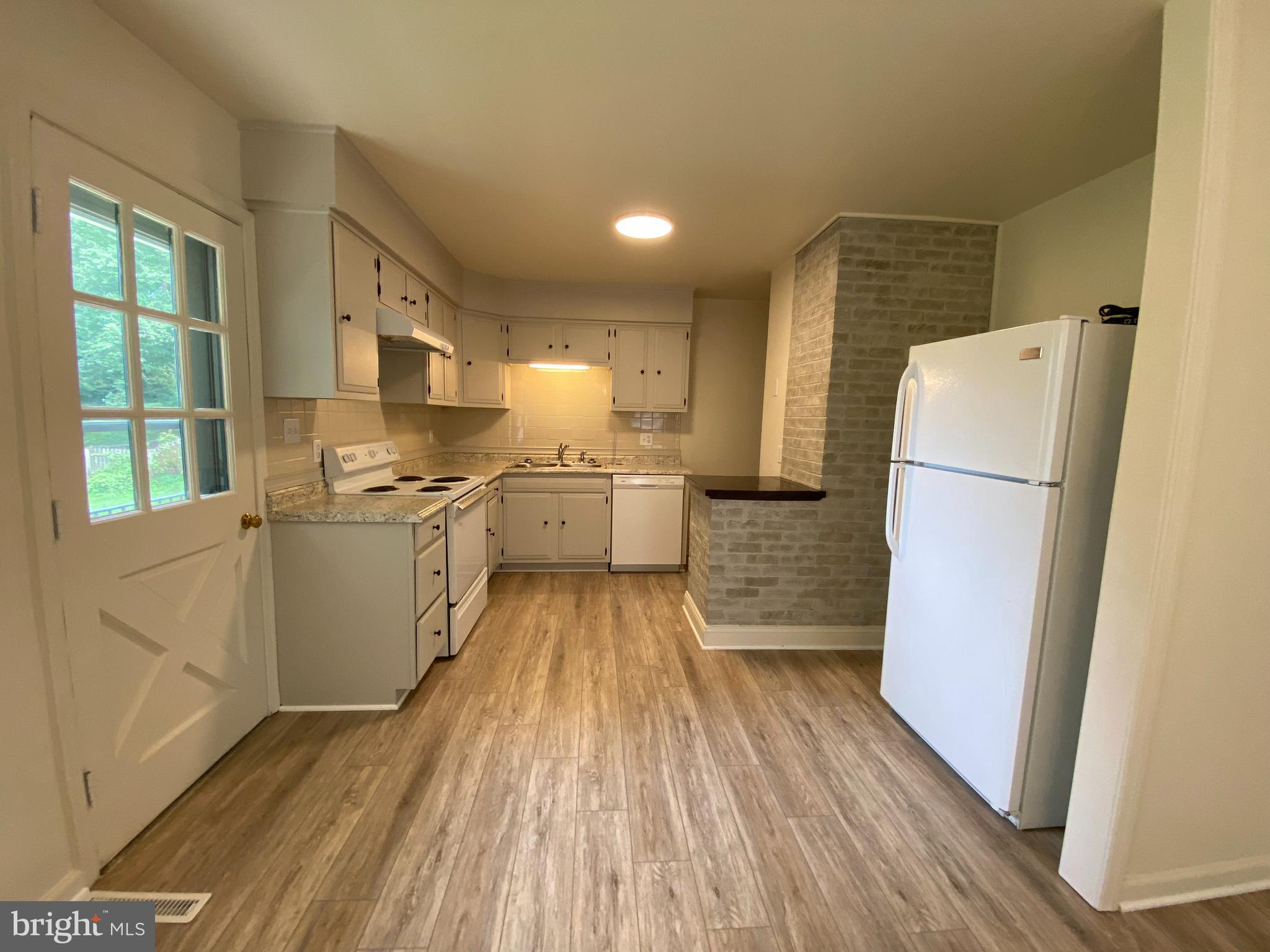 DOWNTOWN FREDERICKSBURG - Residential Lease