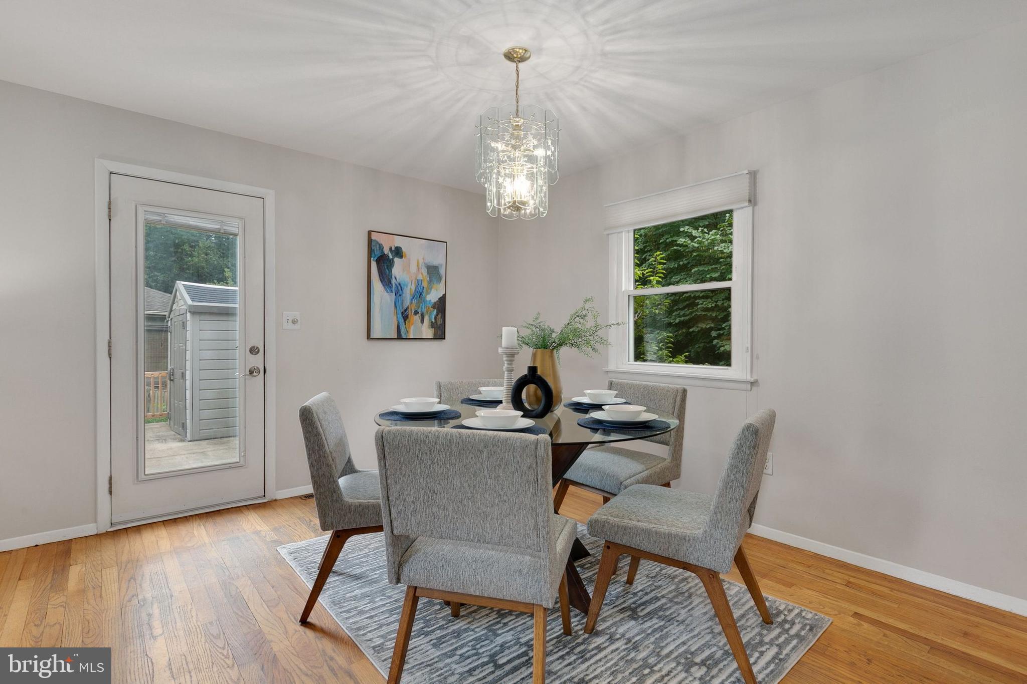 QUINCE ORCHARD VALLEY - Residential