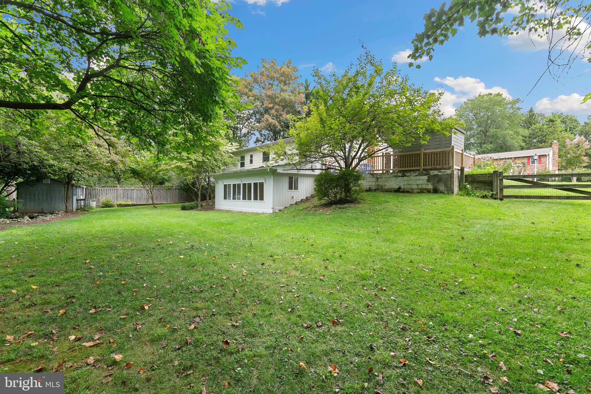 QUINCE ORCHARD VALLEY - Residential