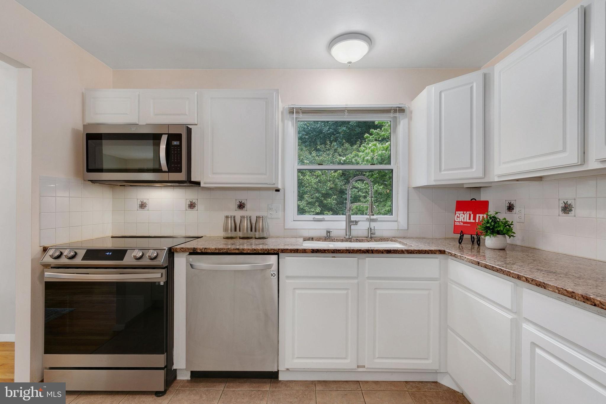 QUINCE ORCHARD VALLEY - Residential