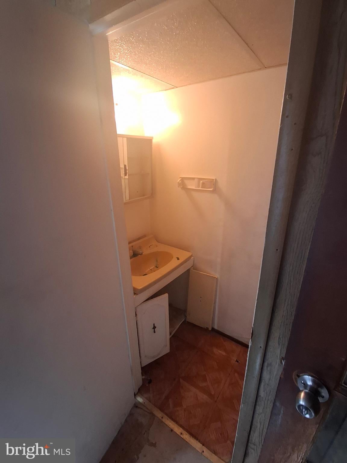2627 S 73RD STREET