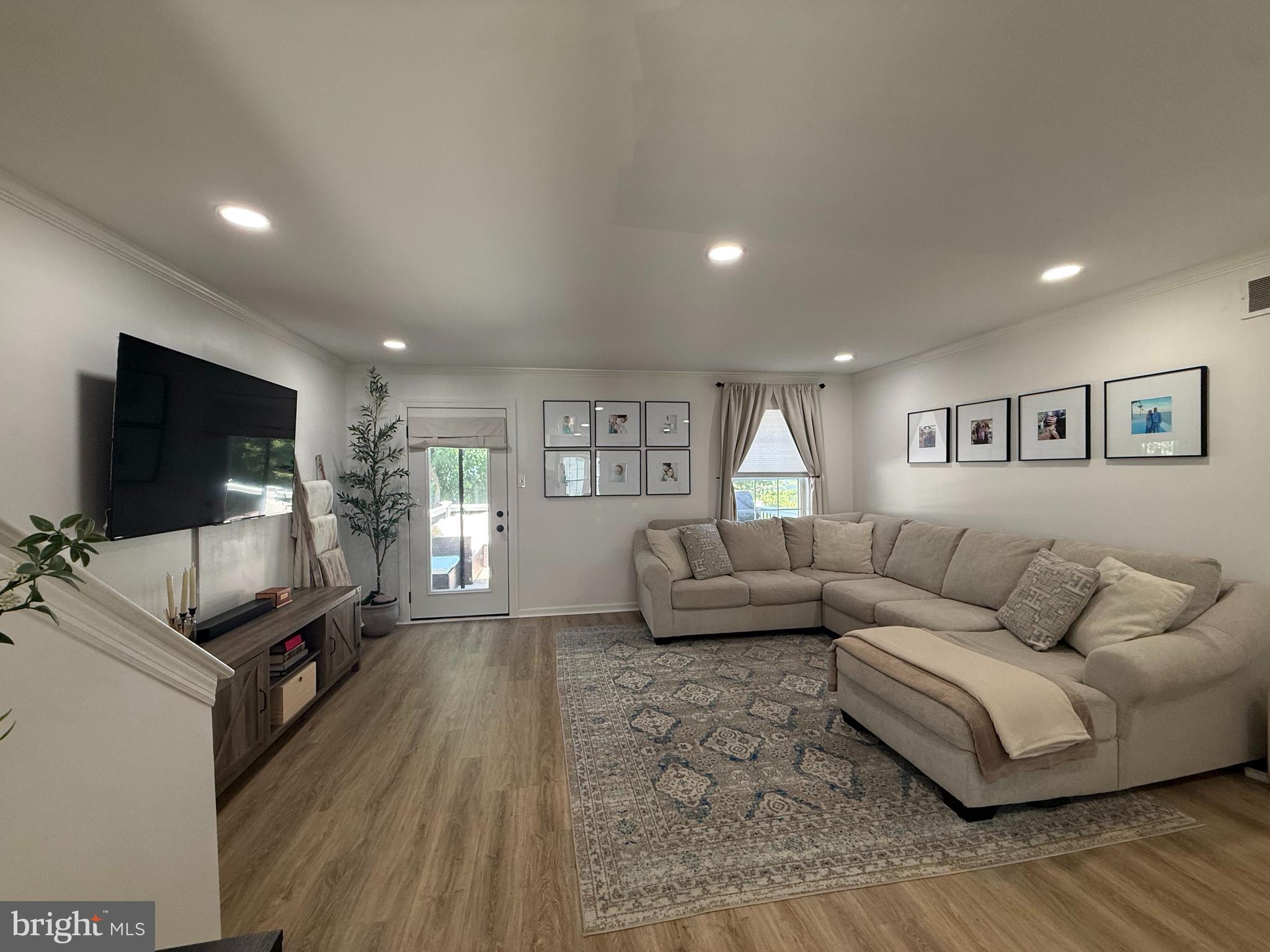434 PLEASANT VALLEY DRIVE