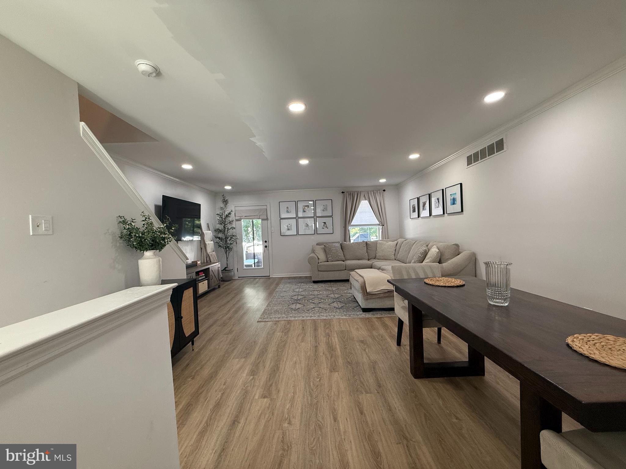 434 PLEASANT VALLEY DRIVE