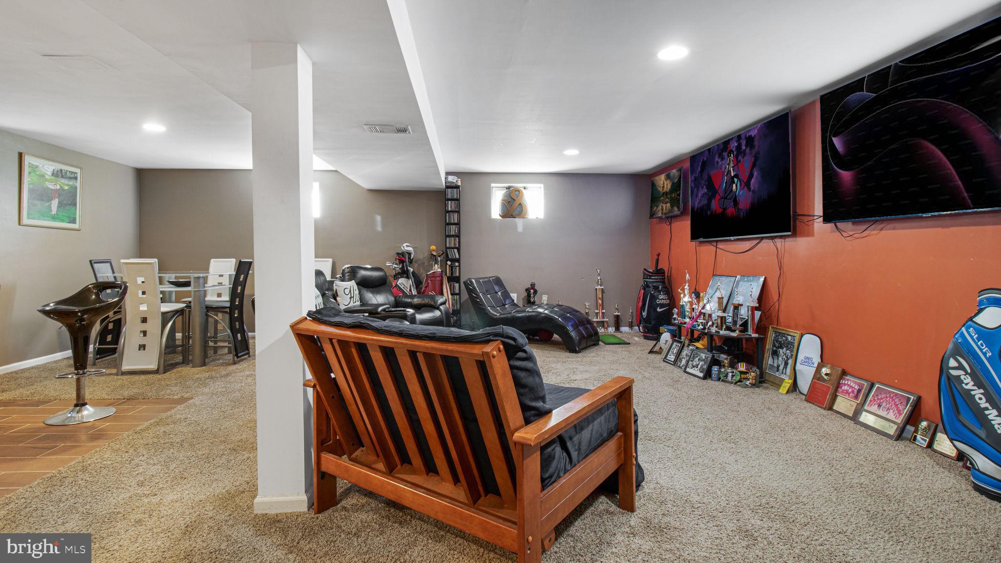 RAMBLEWOOD VILLAGE - Residential