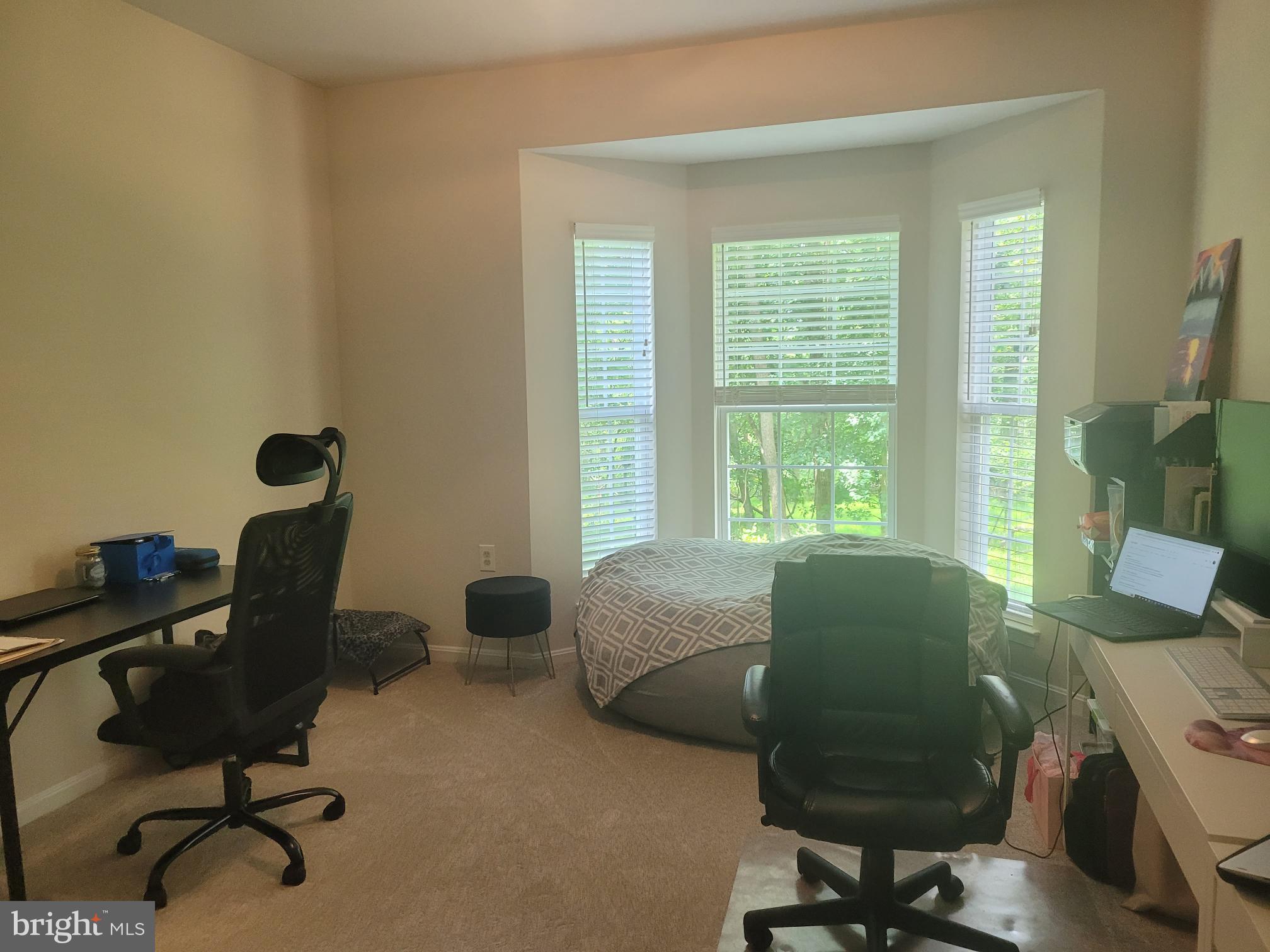 SILVERBROOK WOOD - Residential Lease