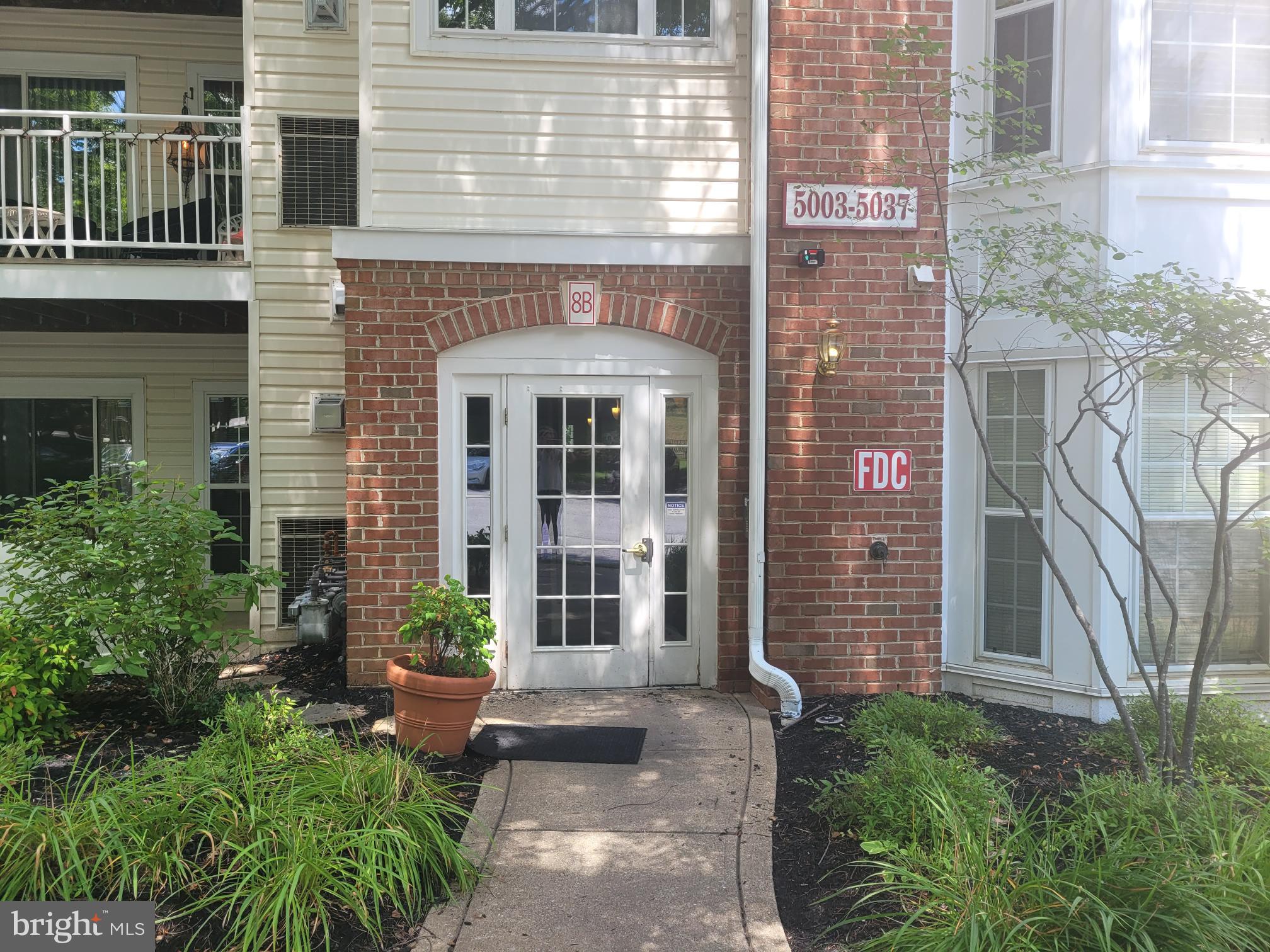 SILVERBROOK WOOD - Residential Lease