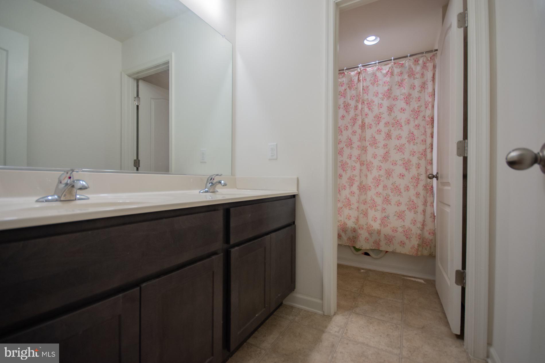 RIDGES OF TUSCARORA - Residential